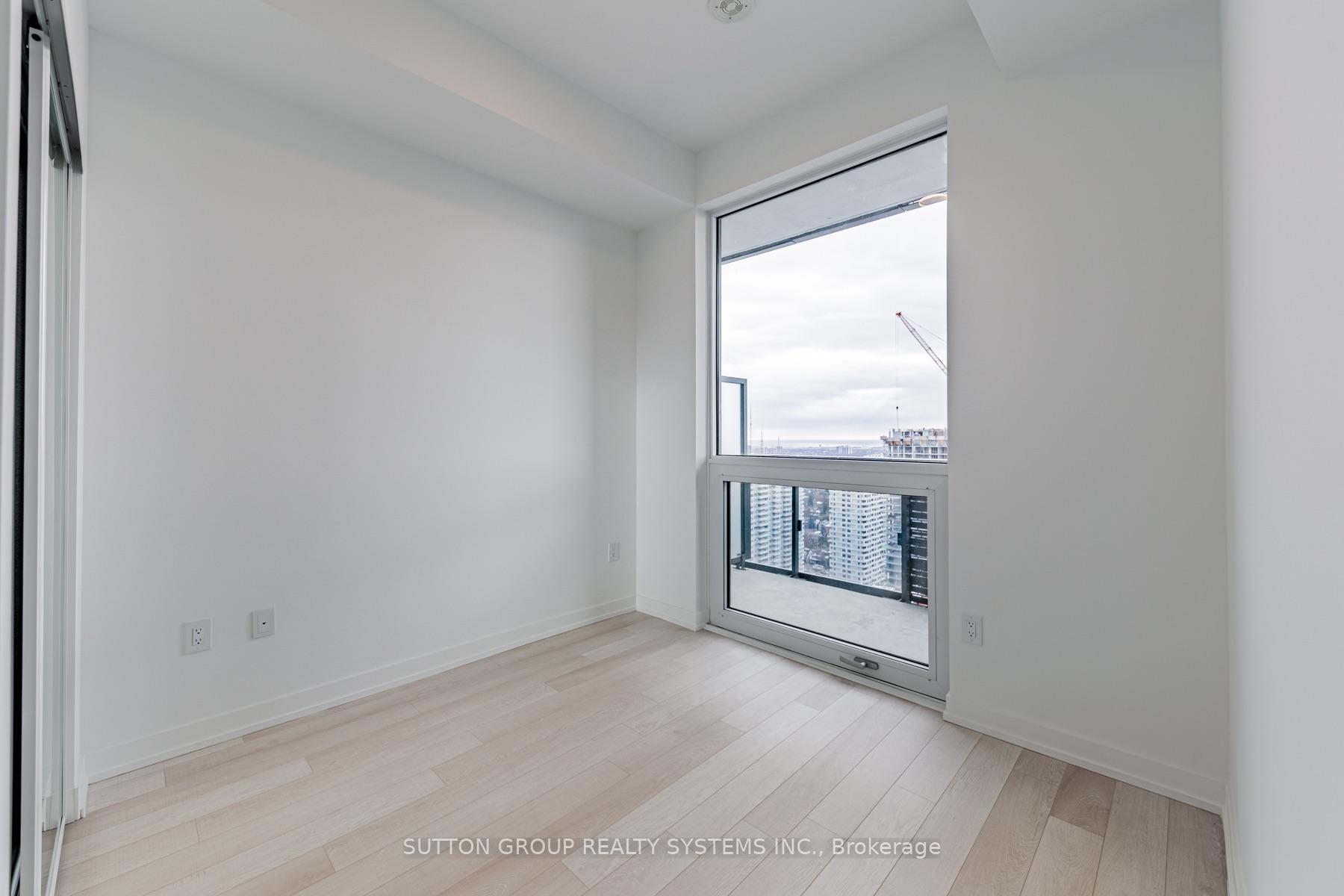 Photo 11 of 39 Roehampton Avenue, Toronto, Mount Pleasant West — HOMEH