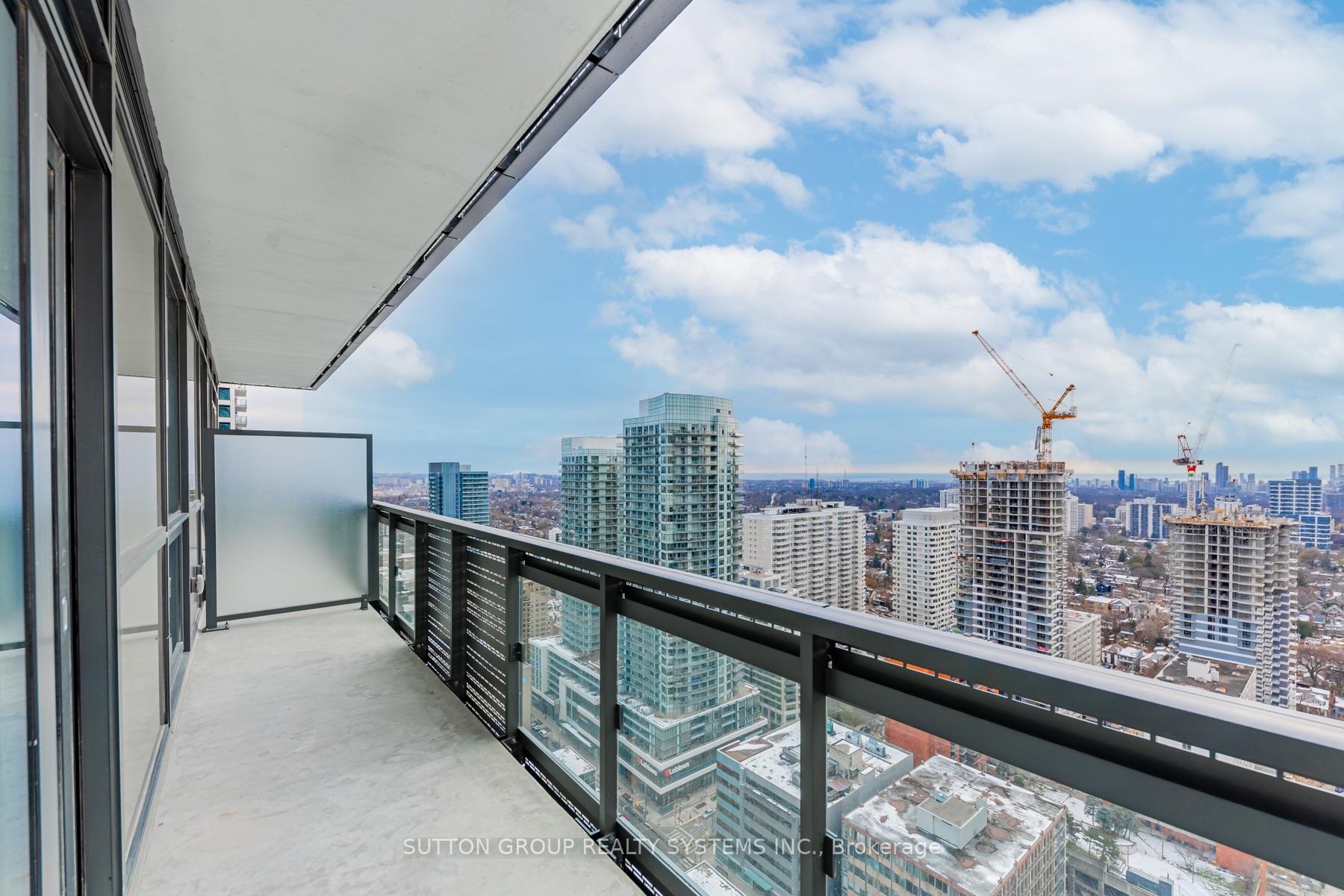 Photo 19 of 39 Roehampton Avenue, Toronto, Mount Pleasant West — HOMEH