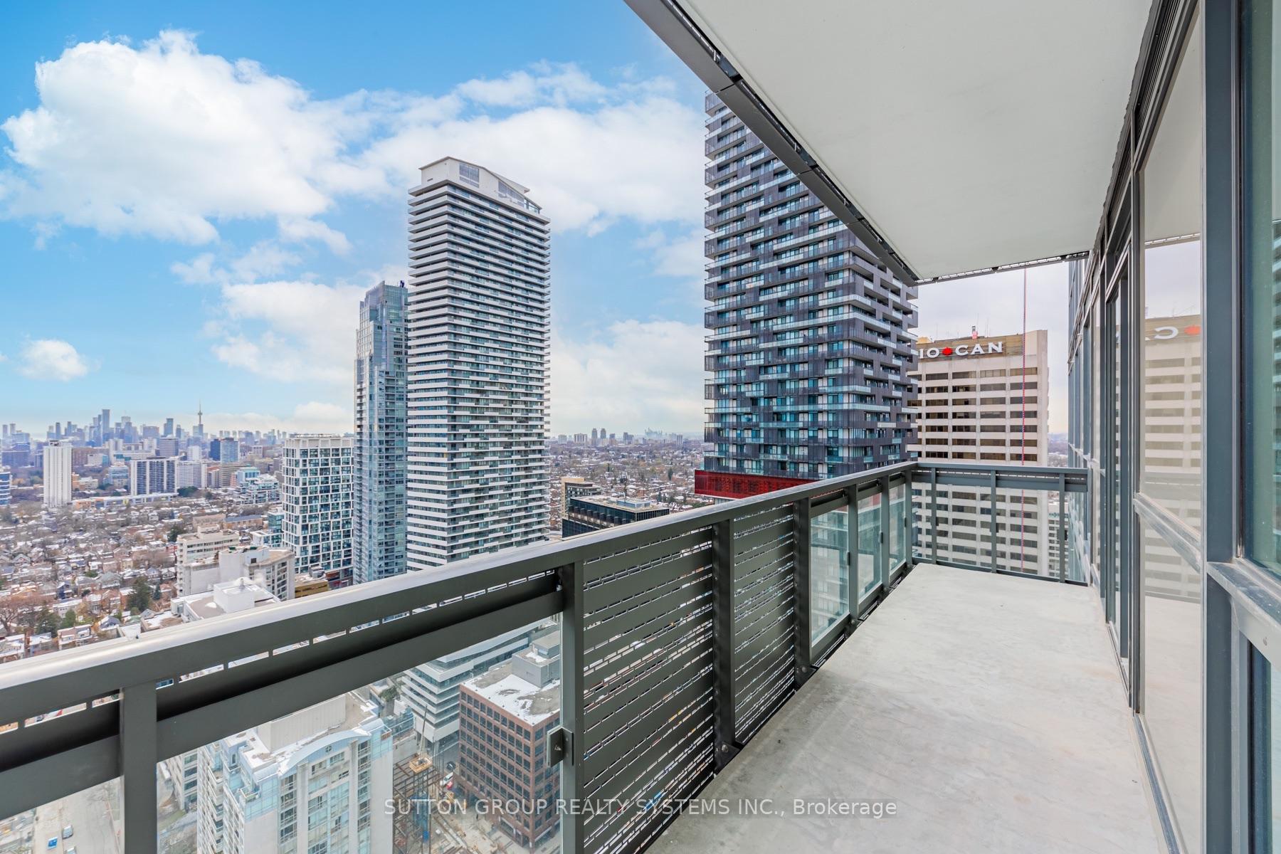 Photo 20 of 39 Roehampton Avenue, Toronto, Mount Pleasant West — HOMEH