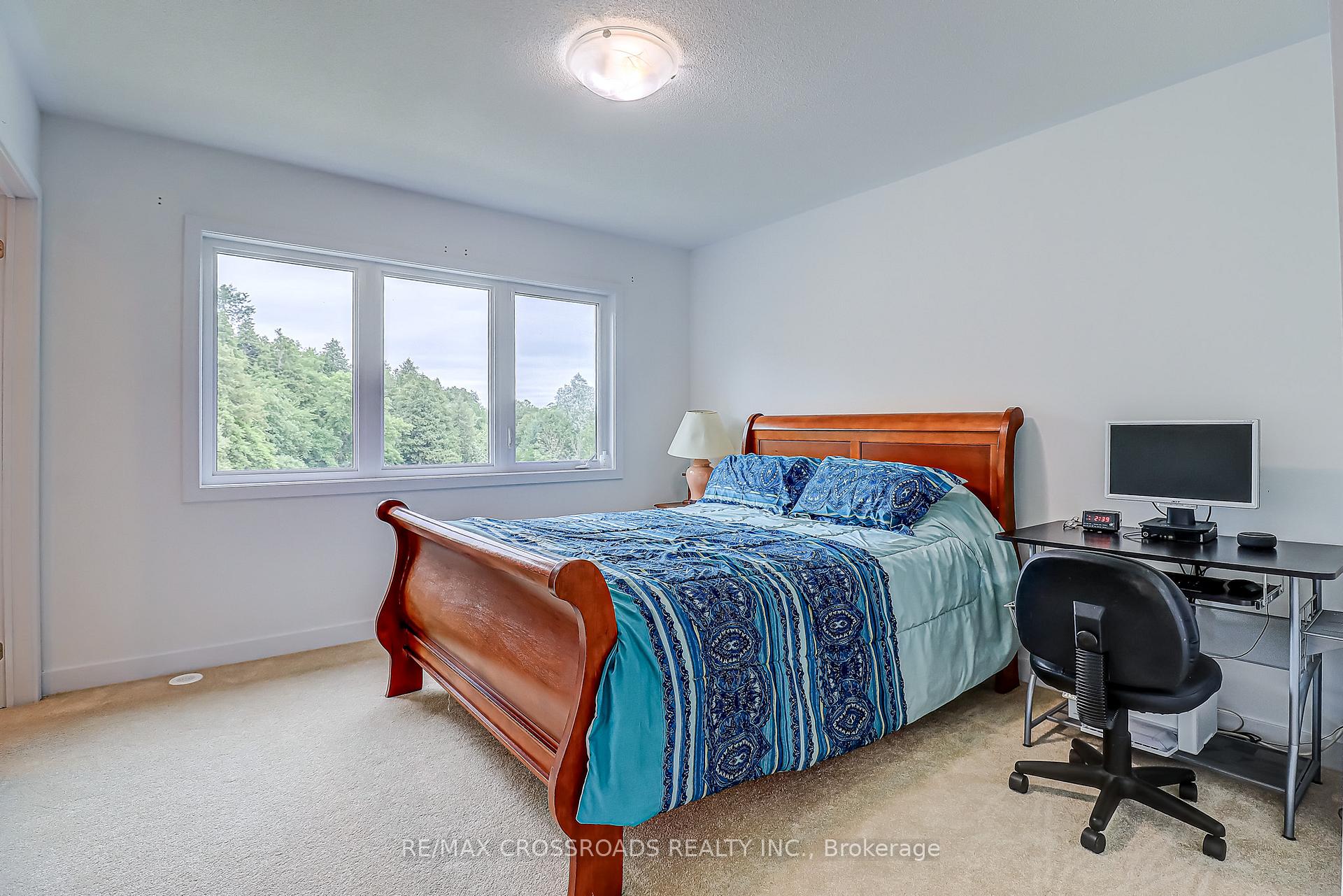 Photo 26 of 64 Lyall Stokes Circle, East Gwillimbury, Mt Albert — HOMEH