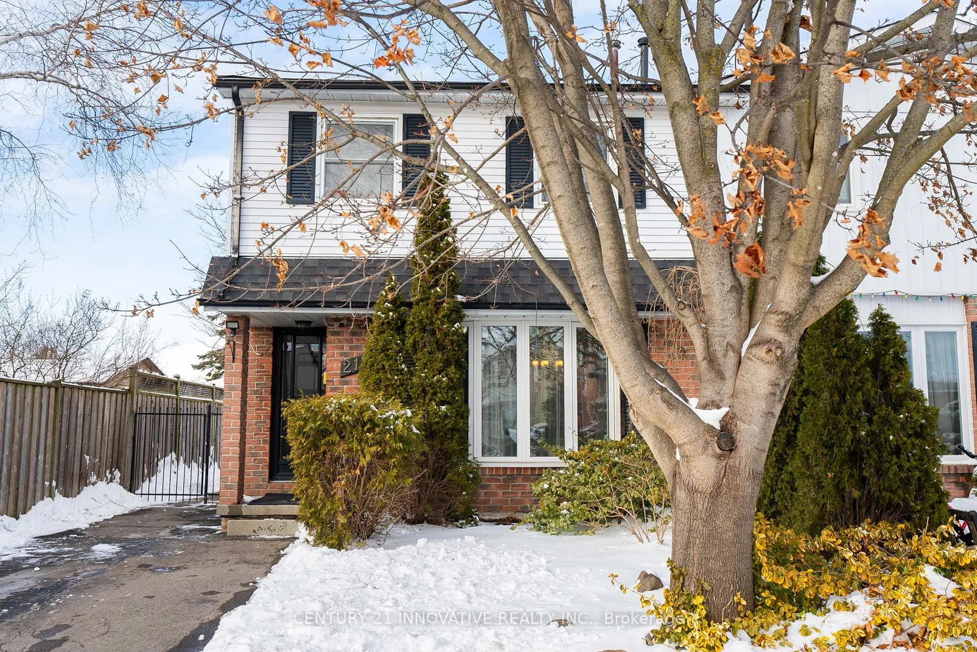 Photo 1 of 212 Castlebar Crescent, Oshawa, Vanier — HOMEH
