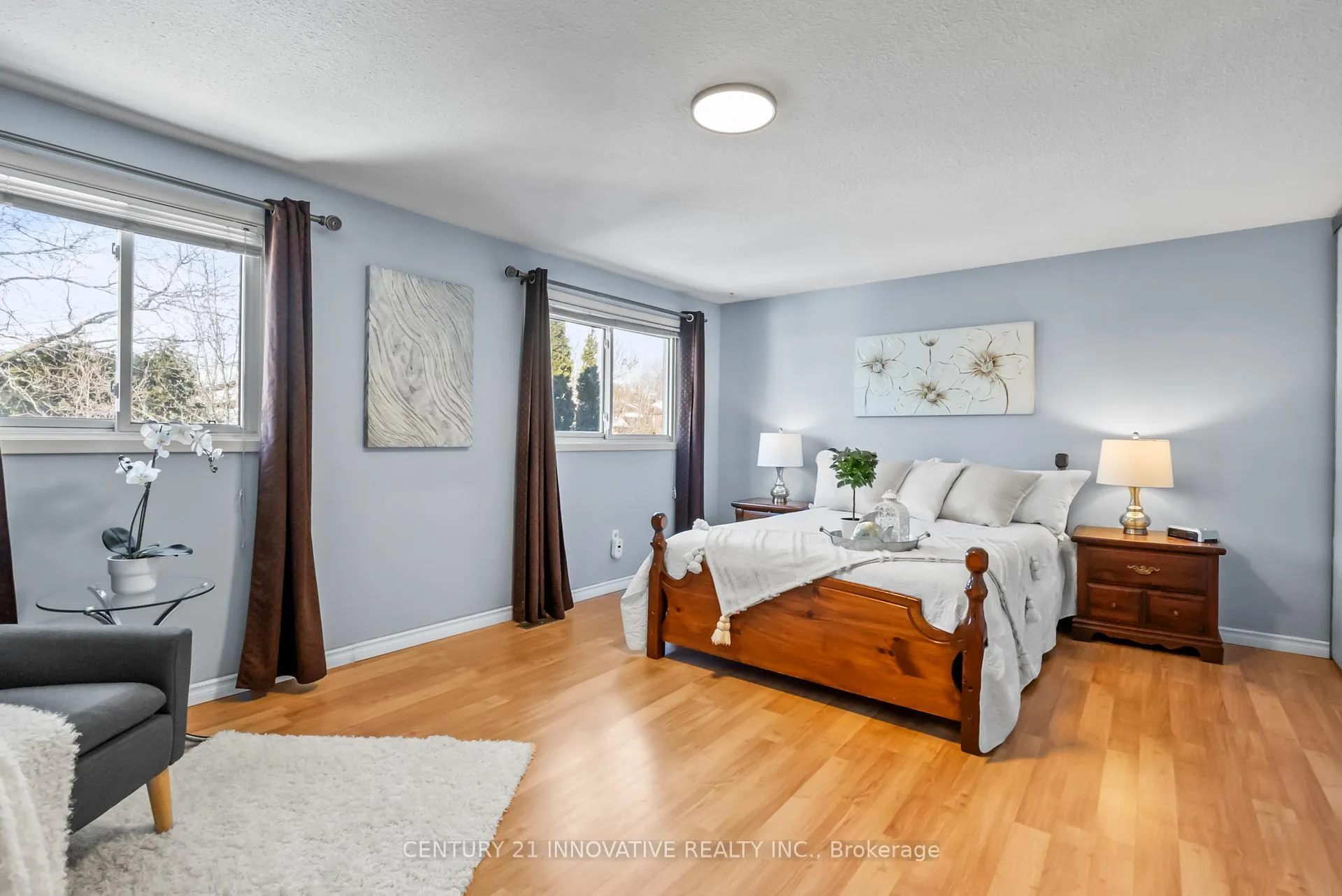 Photo 16 of 212 Castlebar Crescent, Oshawa, Vanier — HOMEH