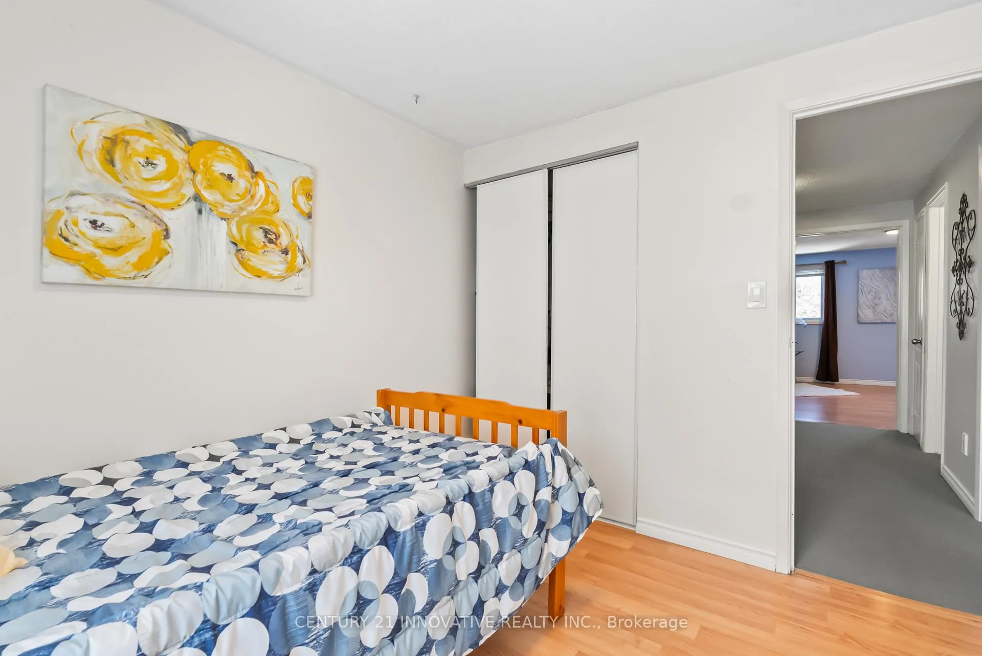 Photo 24 of 212 Castlebar Crescent, Oshawa, Vanier — HOMEH