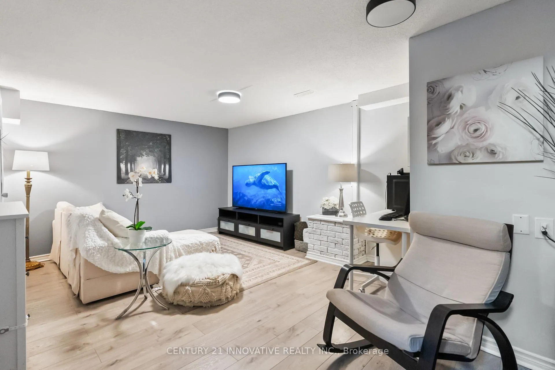 Photo 26 of 212 Castlebar Crescent, Oshawa, Vanier — HOMEH