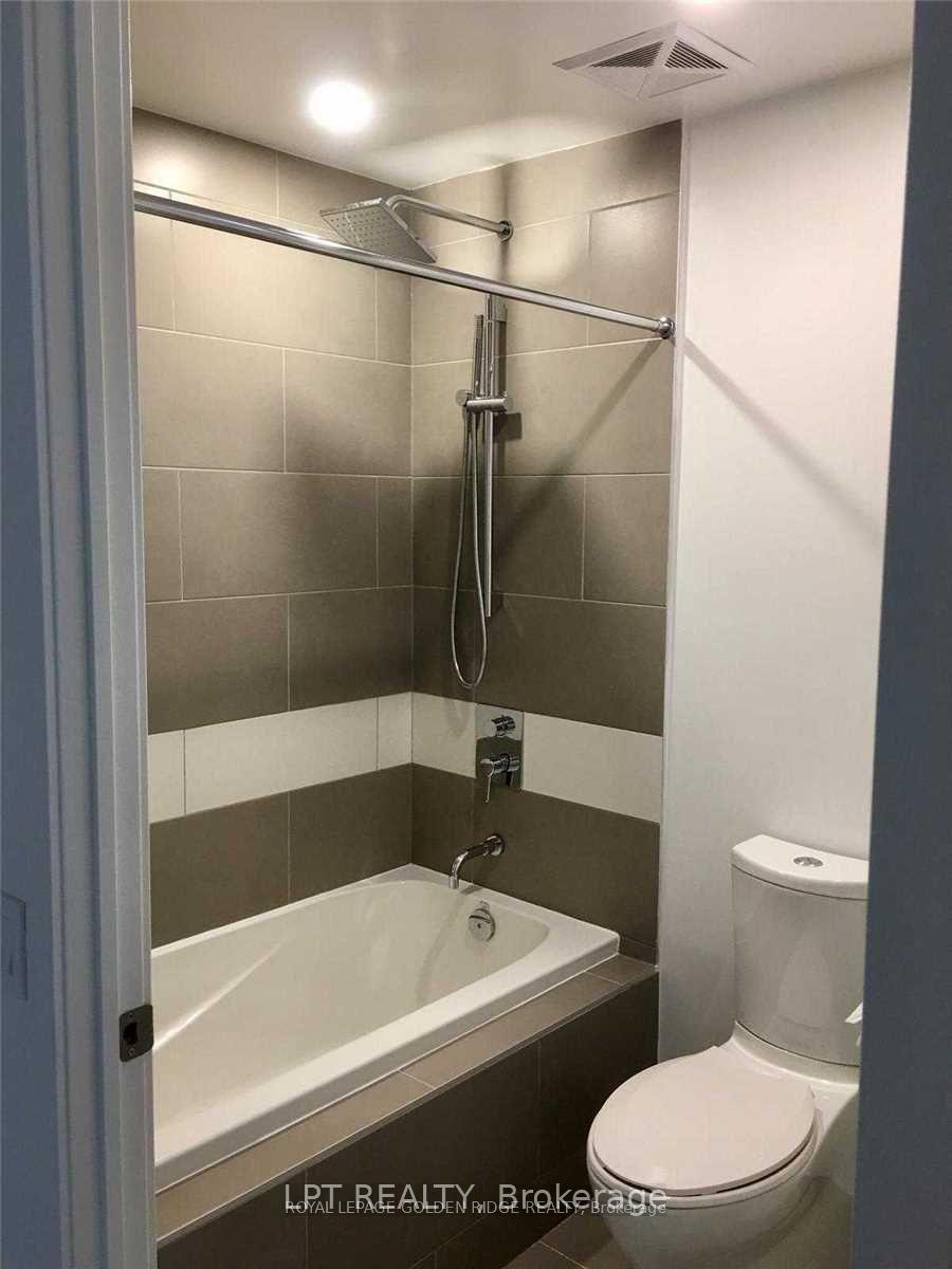 Photo 6 of Unit 2505, 197 Yonge Street, Toronto, Church-Yonge Corridor — HOMEH