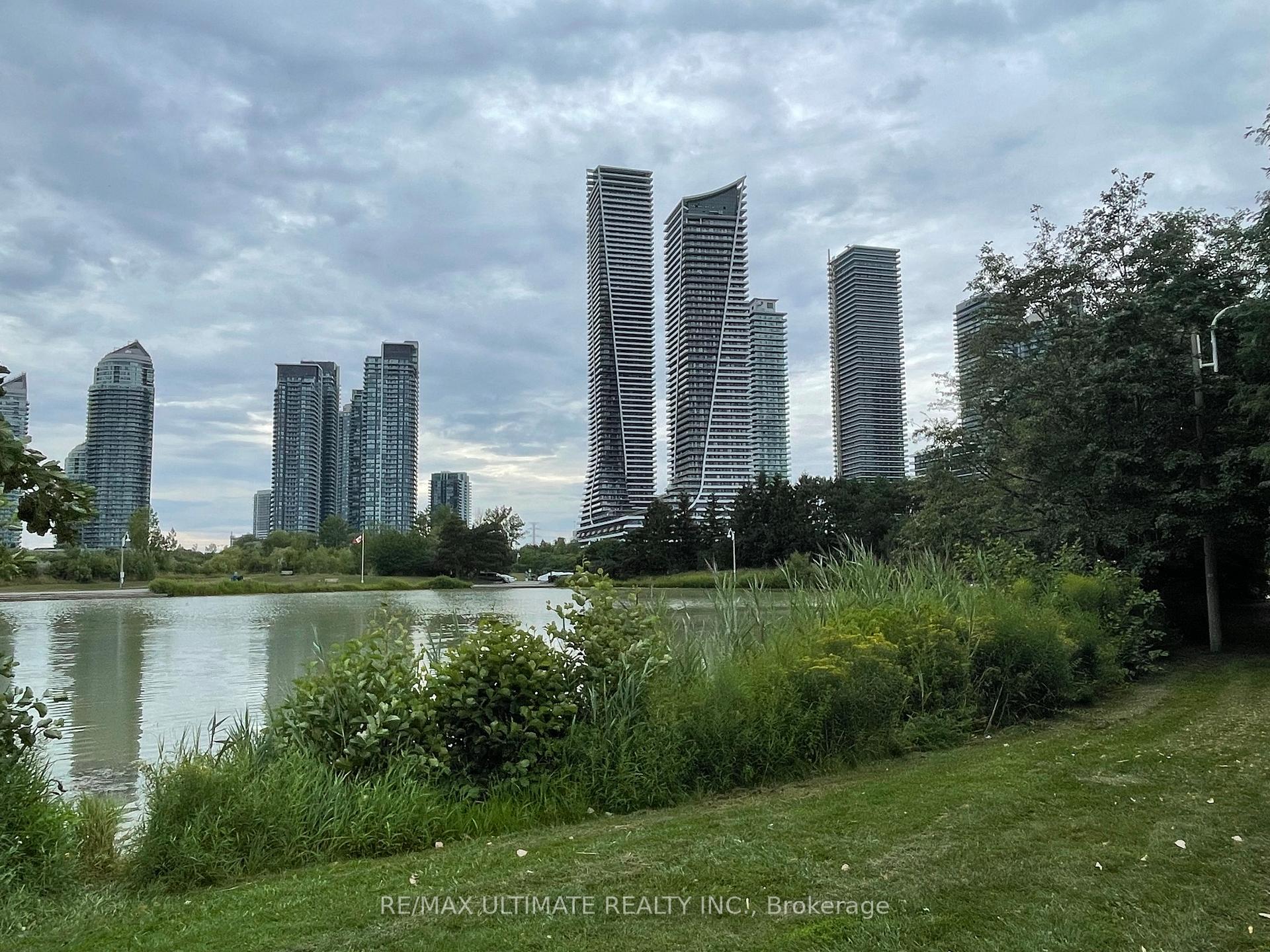 Photo 32 of Unit #6206, 30 Shore Breeze Drive, Etobicoke, Mimico — HOMEH