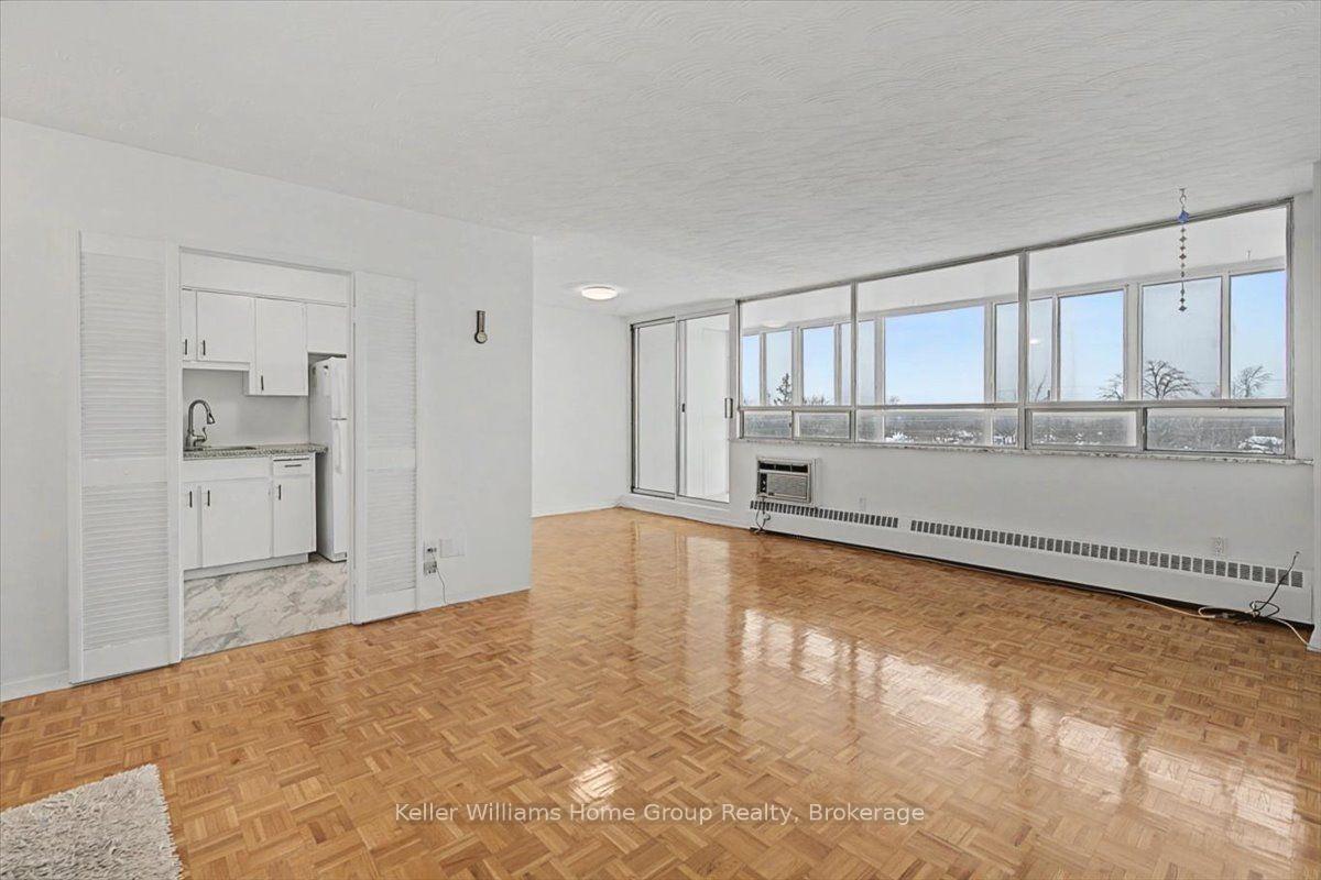 Photo 3 of Unit 509, 24 Midland Drive, Kitchener, Stanley Park — HOMEH