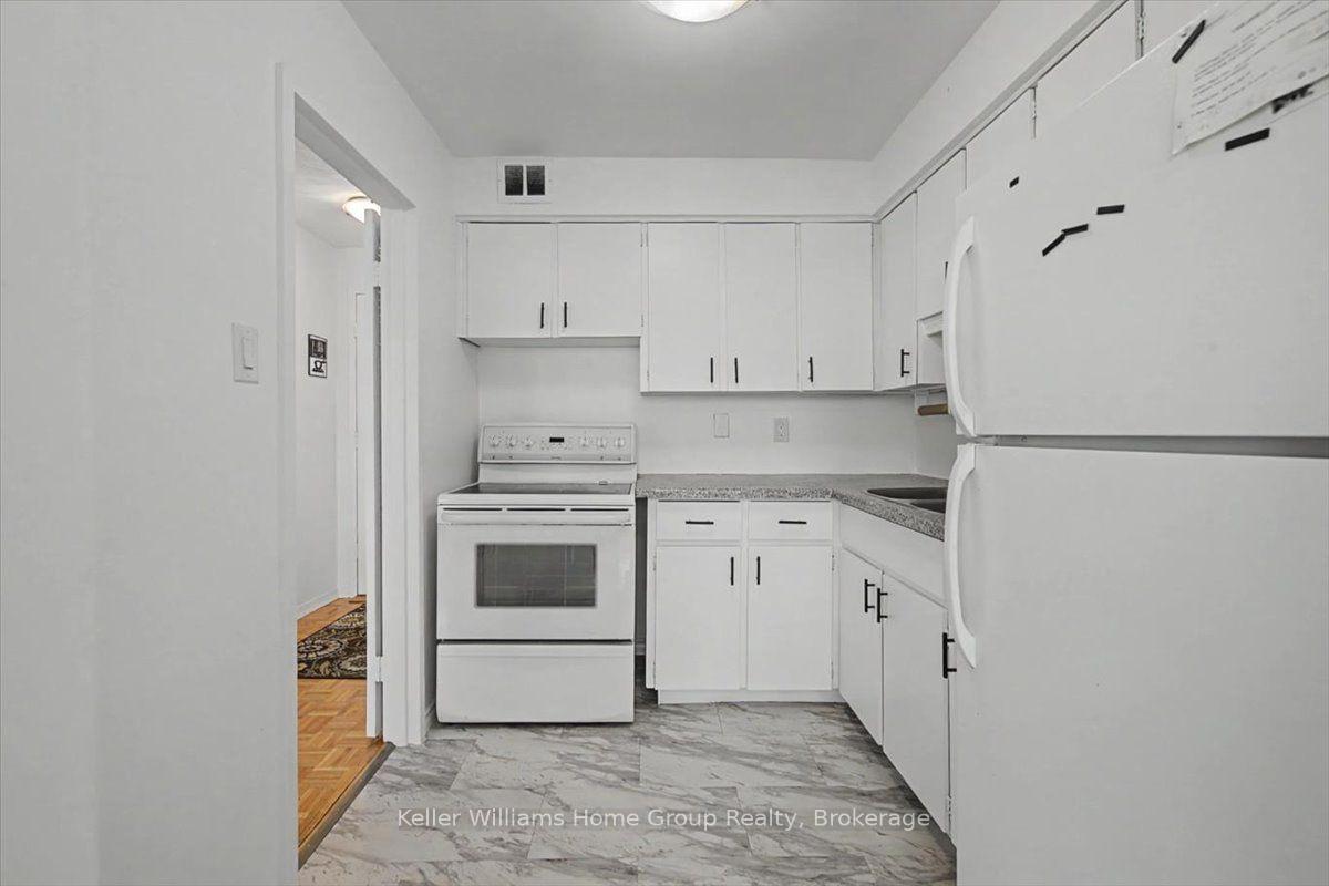 Photo 4 of Unit 509, 24 Midland Drive, Kitchener, Stanley Park — HOMEH