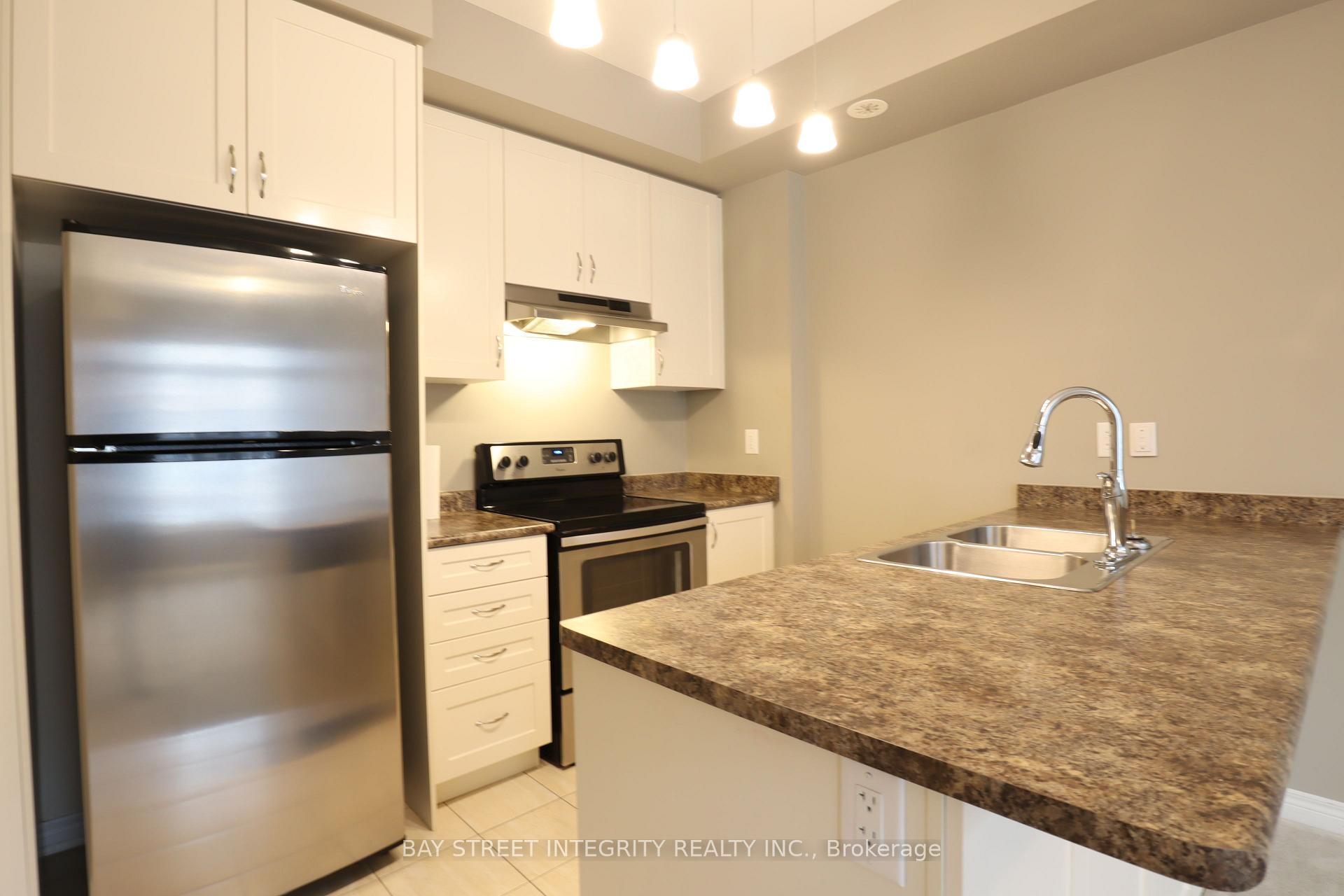 Photo 18 of Unit 39, 2435 Greenwich Drive, Oakville, Westmount — HOMEH