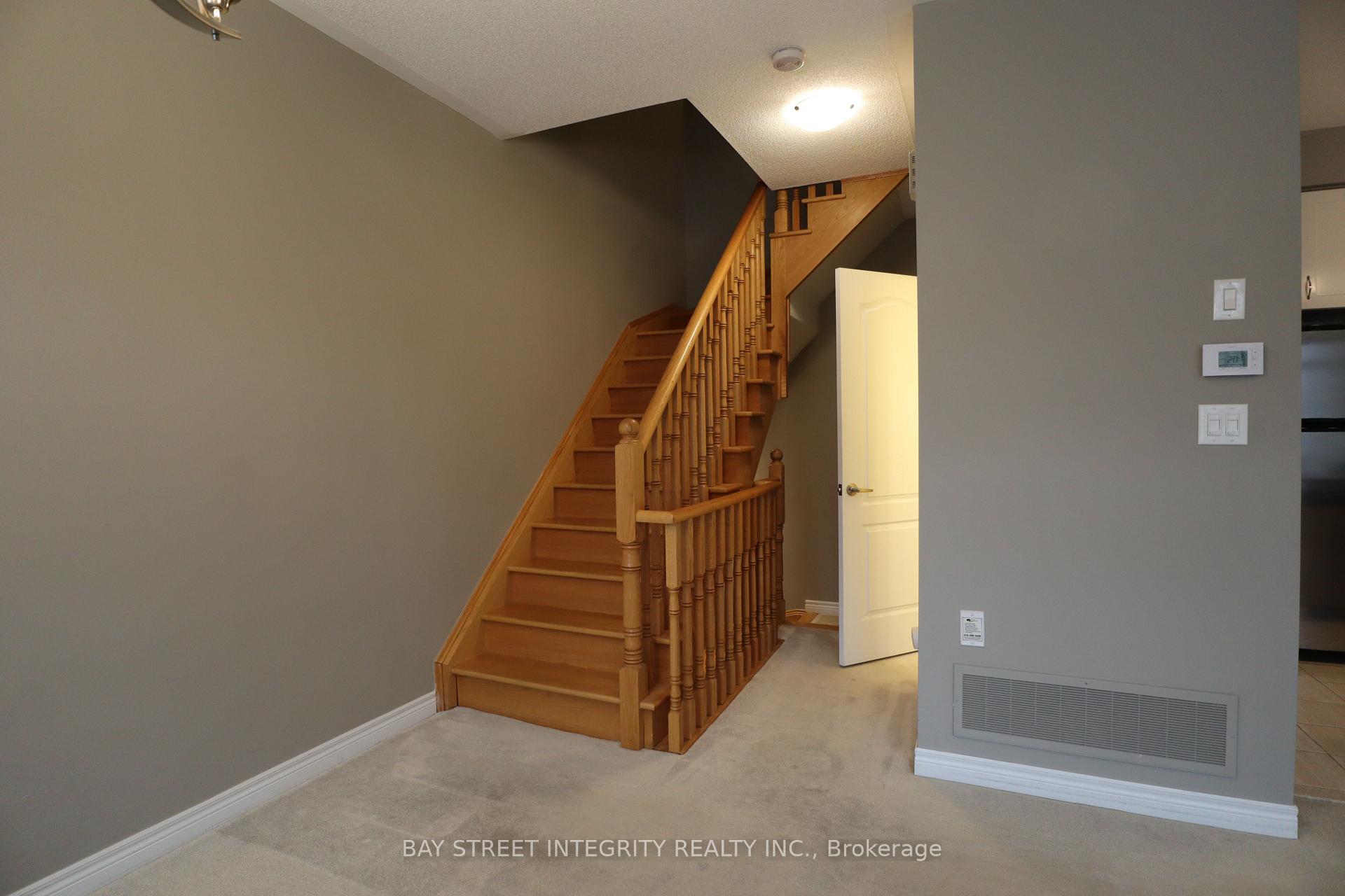 Photo 25 of Unit 39, 2435 Greenwich Drive, Oakville, Westmount — HOMEH