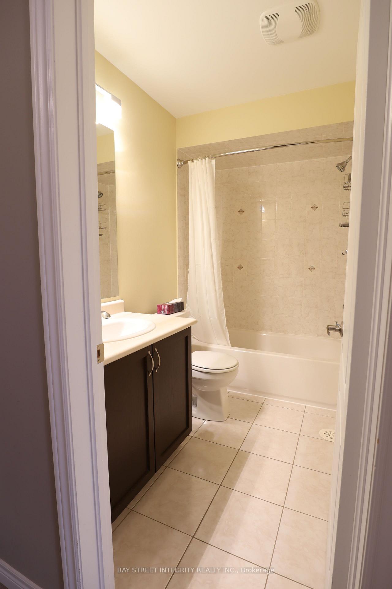 Photo 27 of Unit 39, 2435 Greenwich Drive, Oakville, Westmount — HOMEH