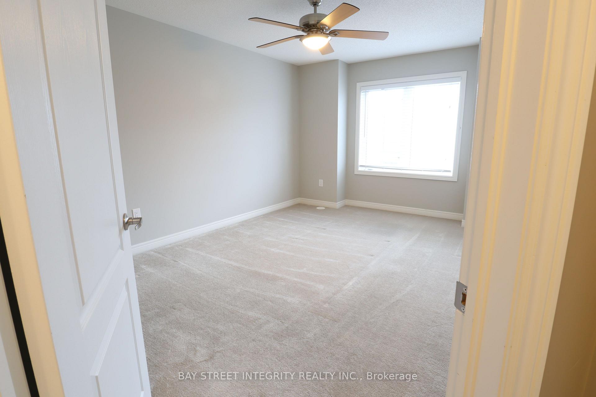 Photo 29 of Unit 39, 2435 Greenwich Drive, Oakville, Westmount — HOMEH