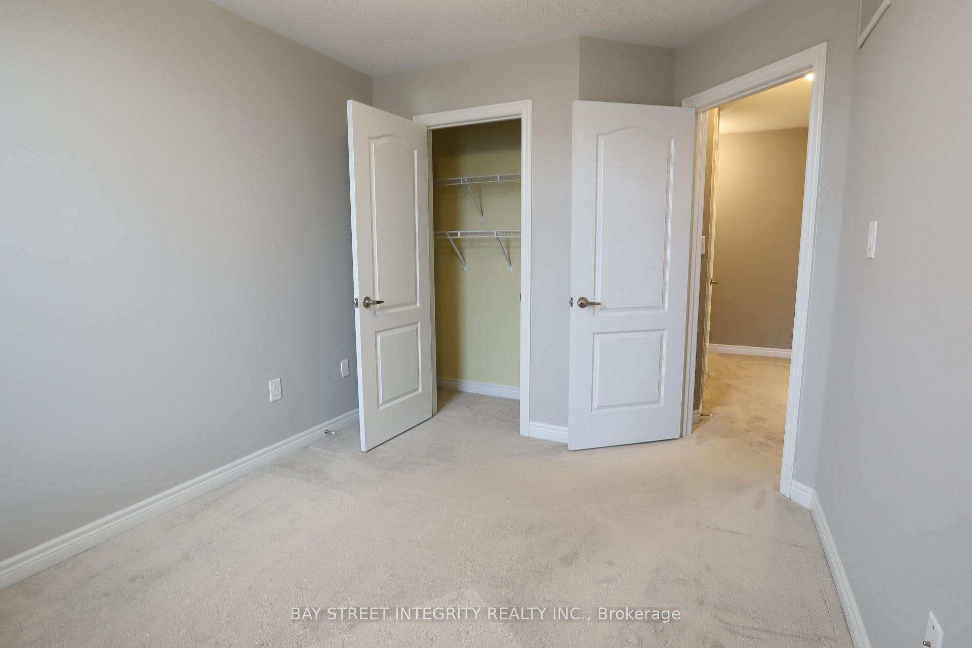 Photo 33 of Unit 39, 2435 Greenwich Drive, Oakville, Westmount — HOMEH