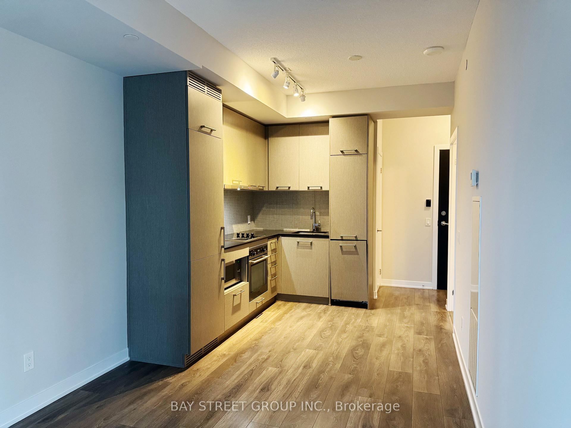 Photo 3 of Unit 2501, 87 Peter Street, Toronto, Waterfront Communities — HOMEH