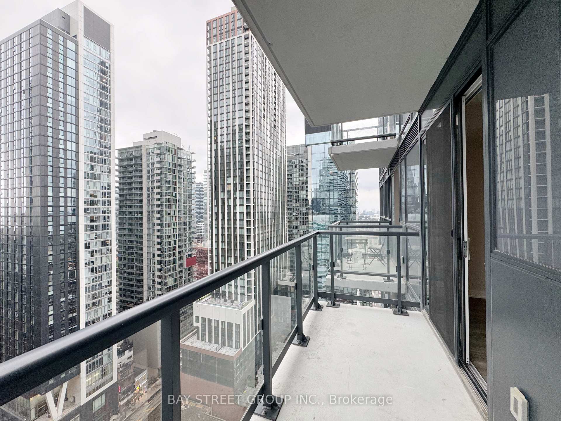 Photo 8 of Unit 2501, 87 Peter Street, Toronto, Waterfront Communities — HOMEH