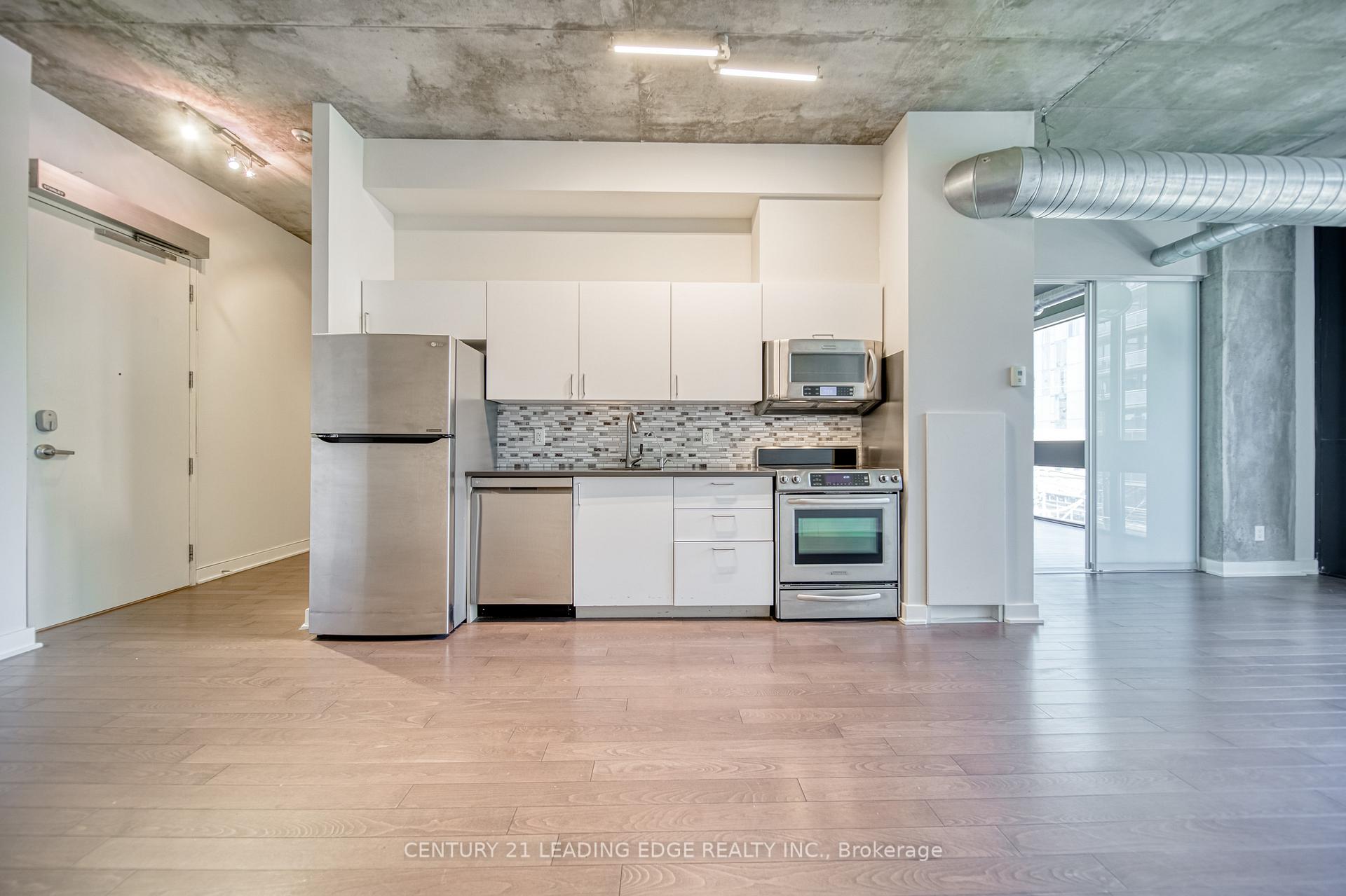 Photo 4 of Unit 306, 60 Bathurst Street, Toronto, Niagara — HOMEH