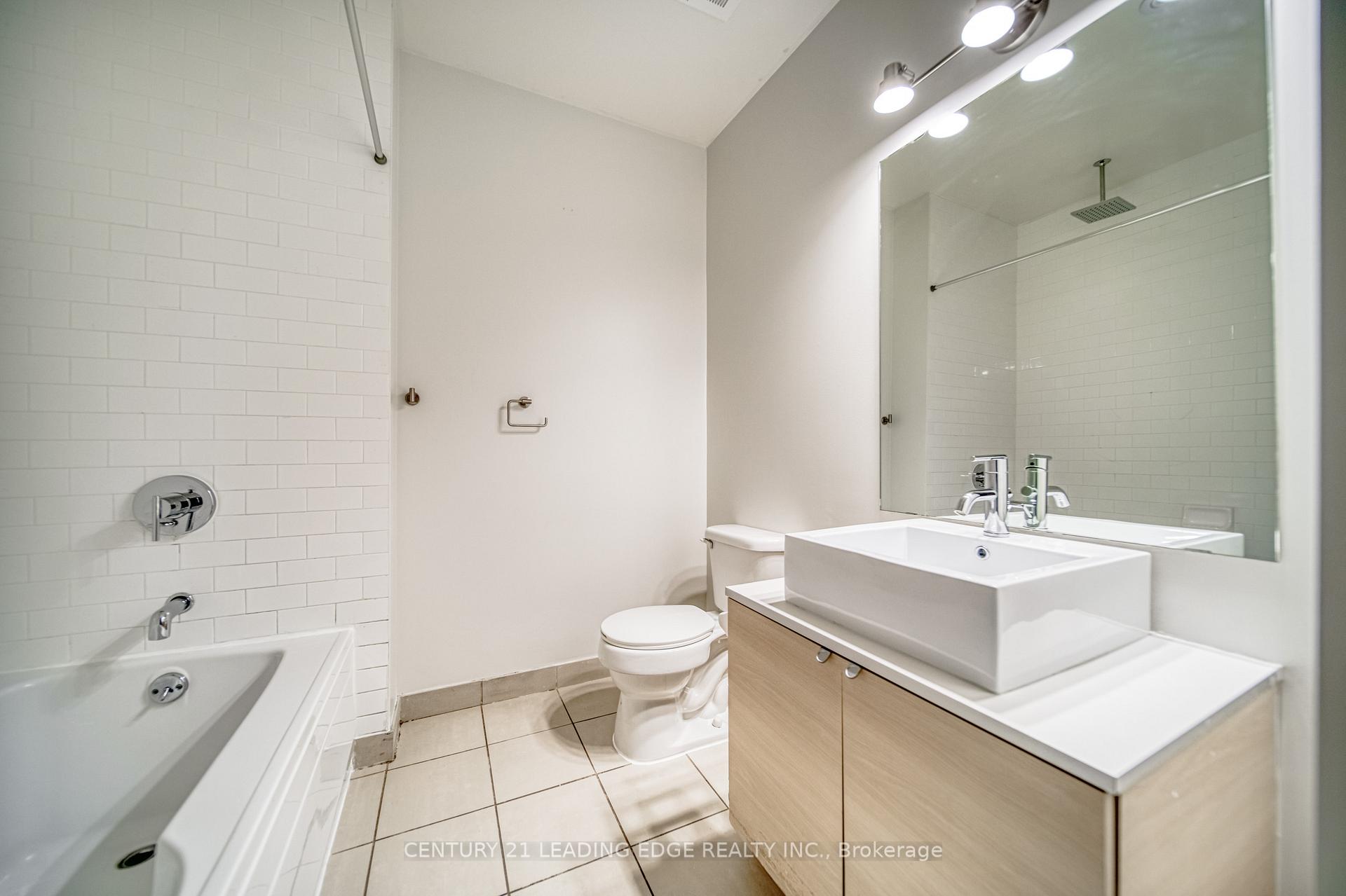 Photo 11 of Unit 306, 60 Bathurst Street, Toronto, Niagara — HOMEH