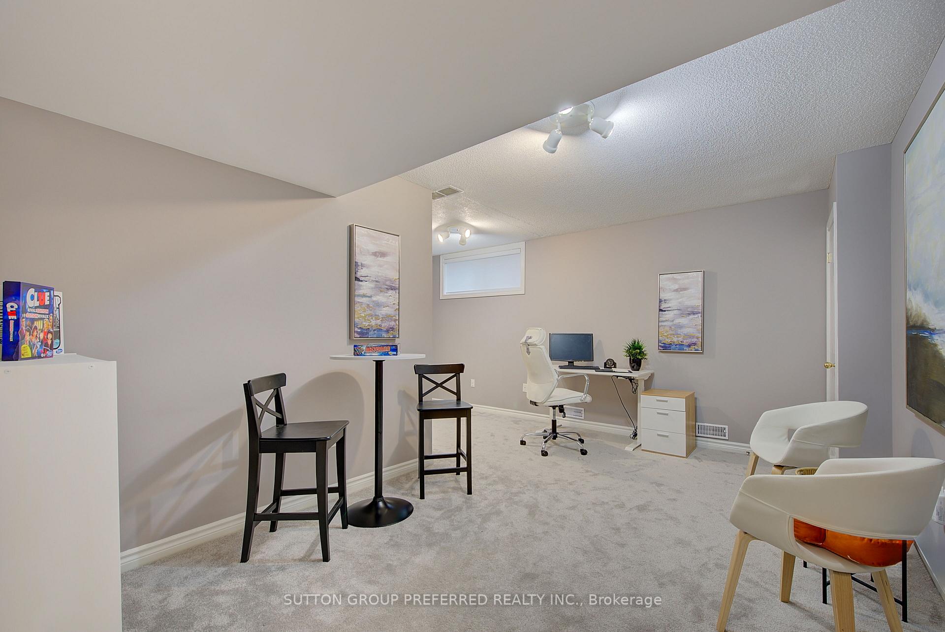 Photo 34 of Unit 20, 270 North Centre Road, London, North R — HOMEH