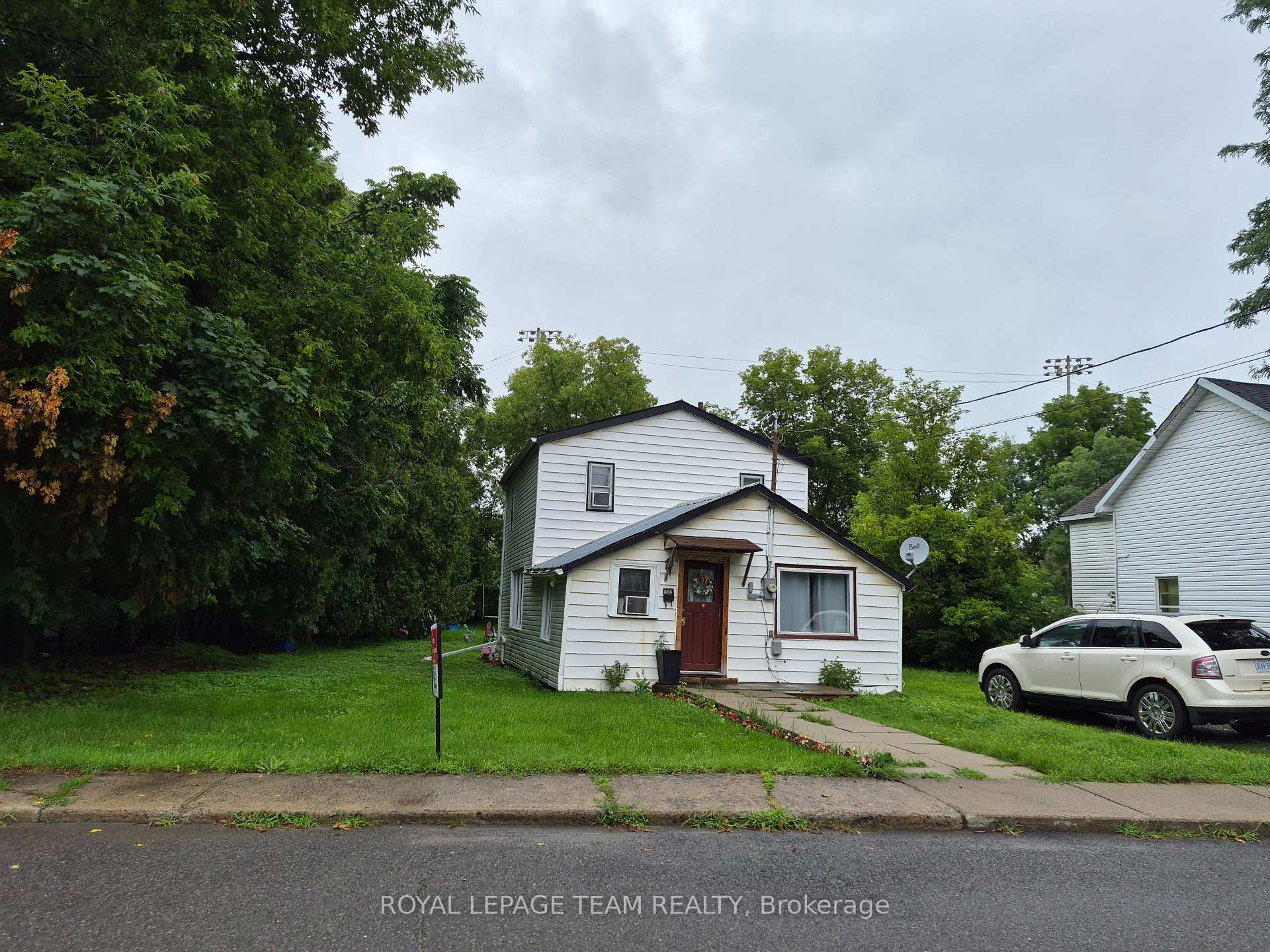 Photo 2 of 232 Wood Street E, Prescott, Prescott — HOMEH