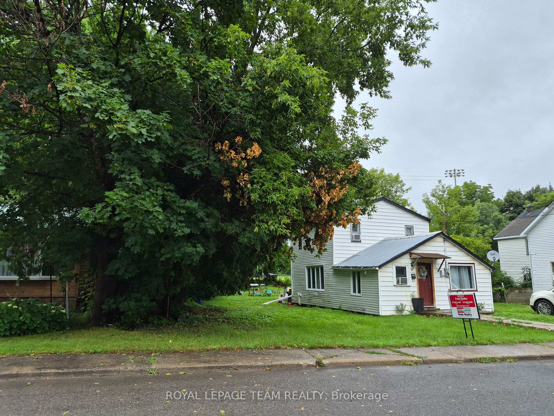 Photo 4 of 232 Wood Street E, Prescott, Prescott — HOMEH