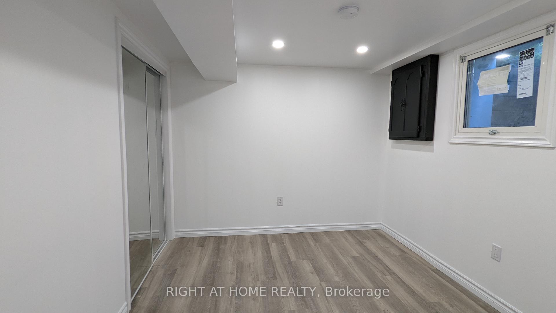 Photo 13 of Unit Lower Unit, 43 glenayr Place, Welland, N. Welland — HOMEH