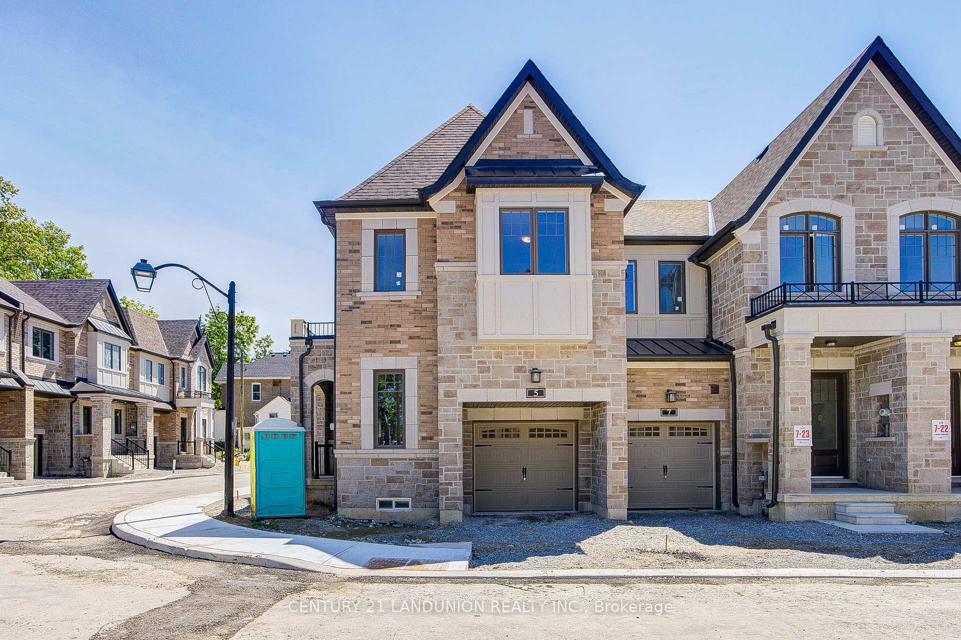 Photo 3 of Unit Lot 24, 66 Main Street, King, Schomberg — HOMEH