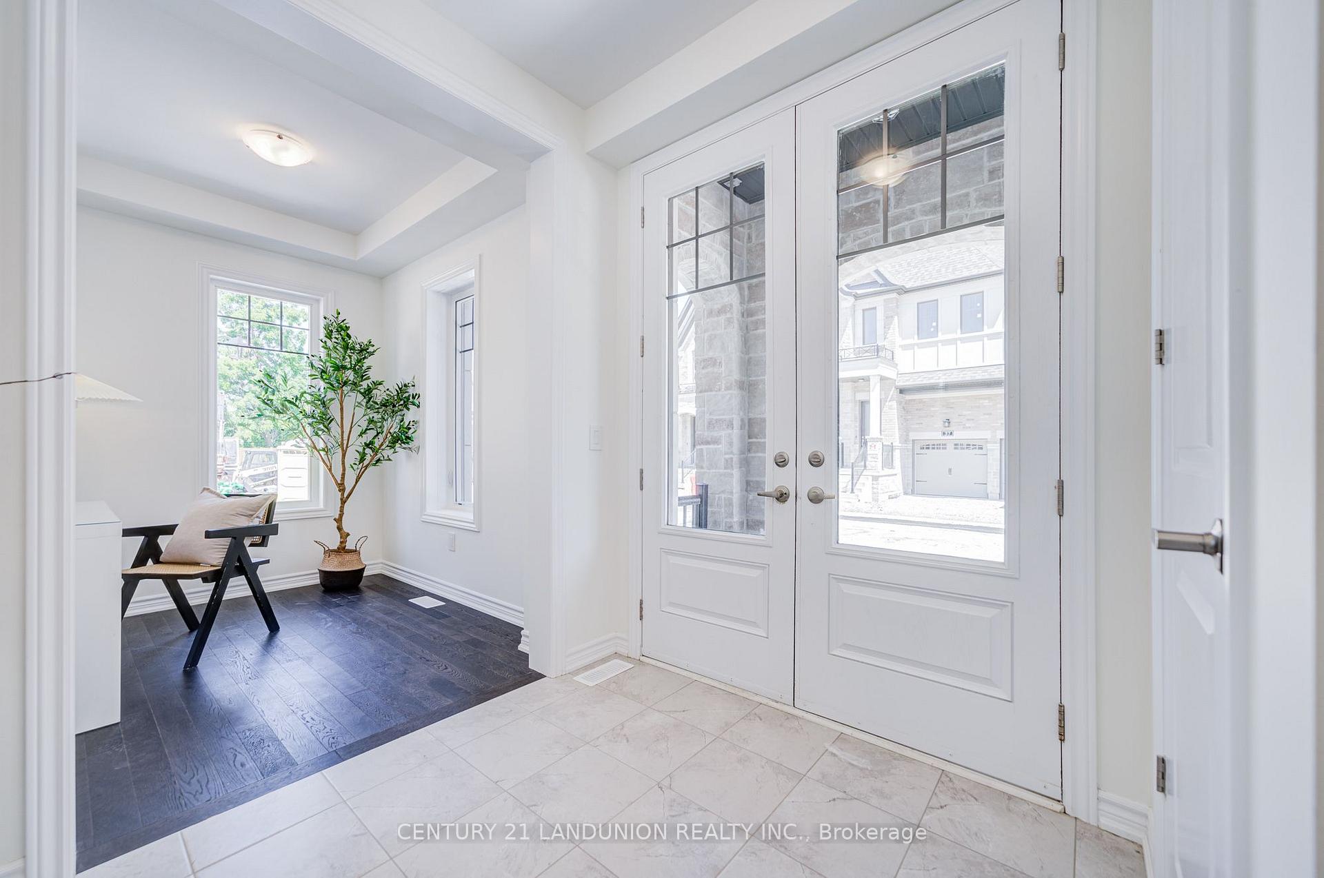 Photo 5 of Unit Lot 24, 66 Main Street, King, Schomberg — HOMEH
