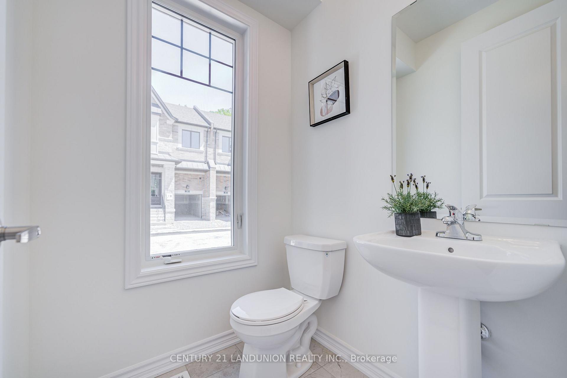 Photo 11 of Unit Lot 24, 66 Main Street, King, Schomberg — HOMEH