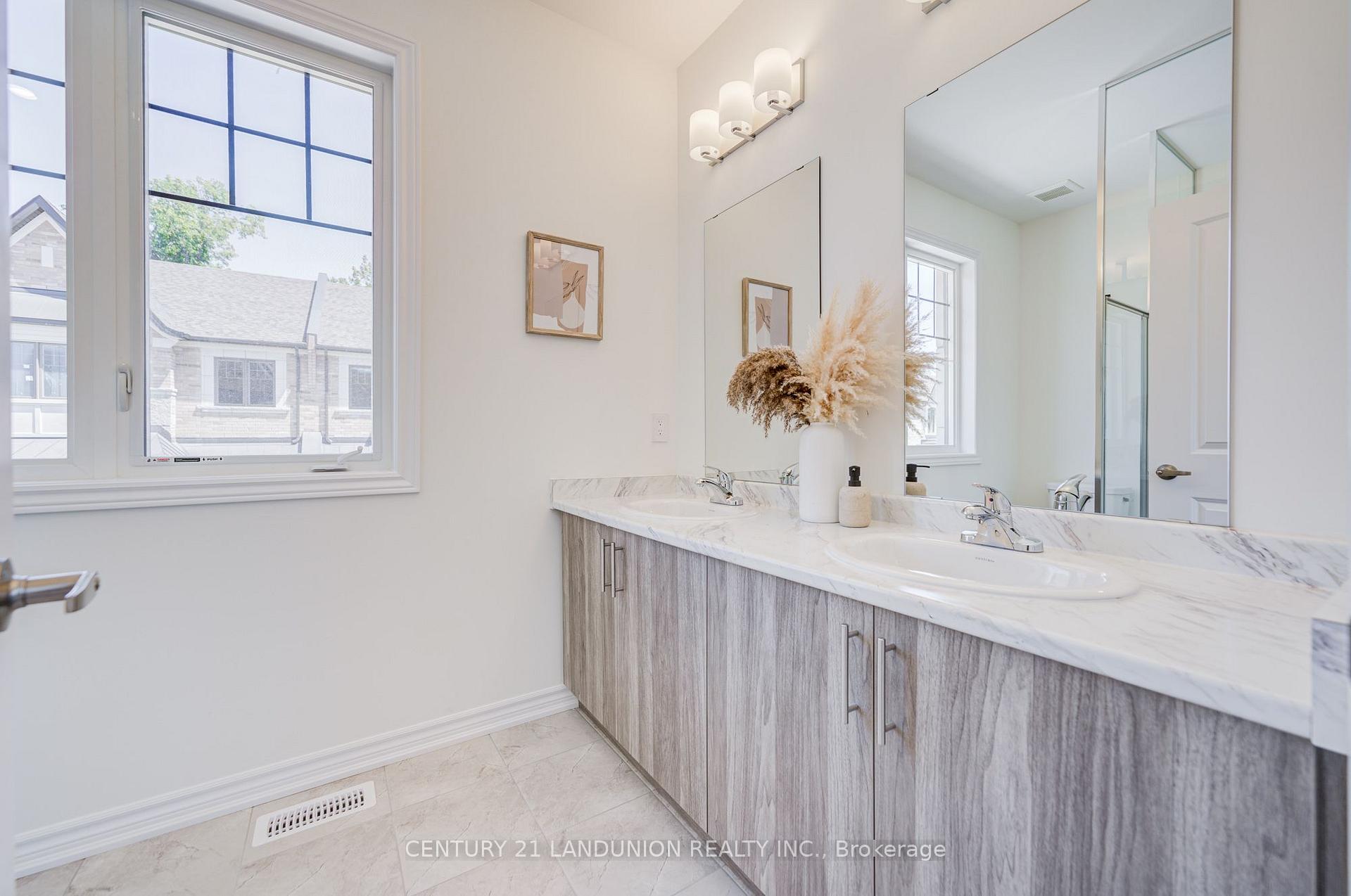 Photo 34 of Unit Lot 24, 66 Main Street, King, Schomberg — HOMEH