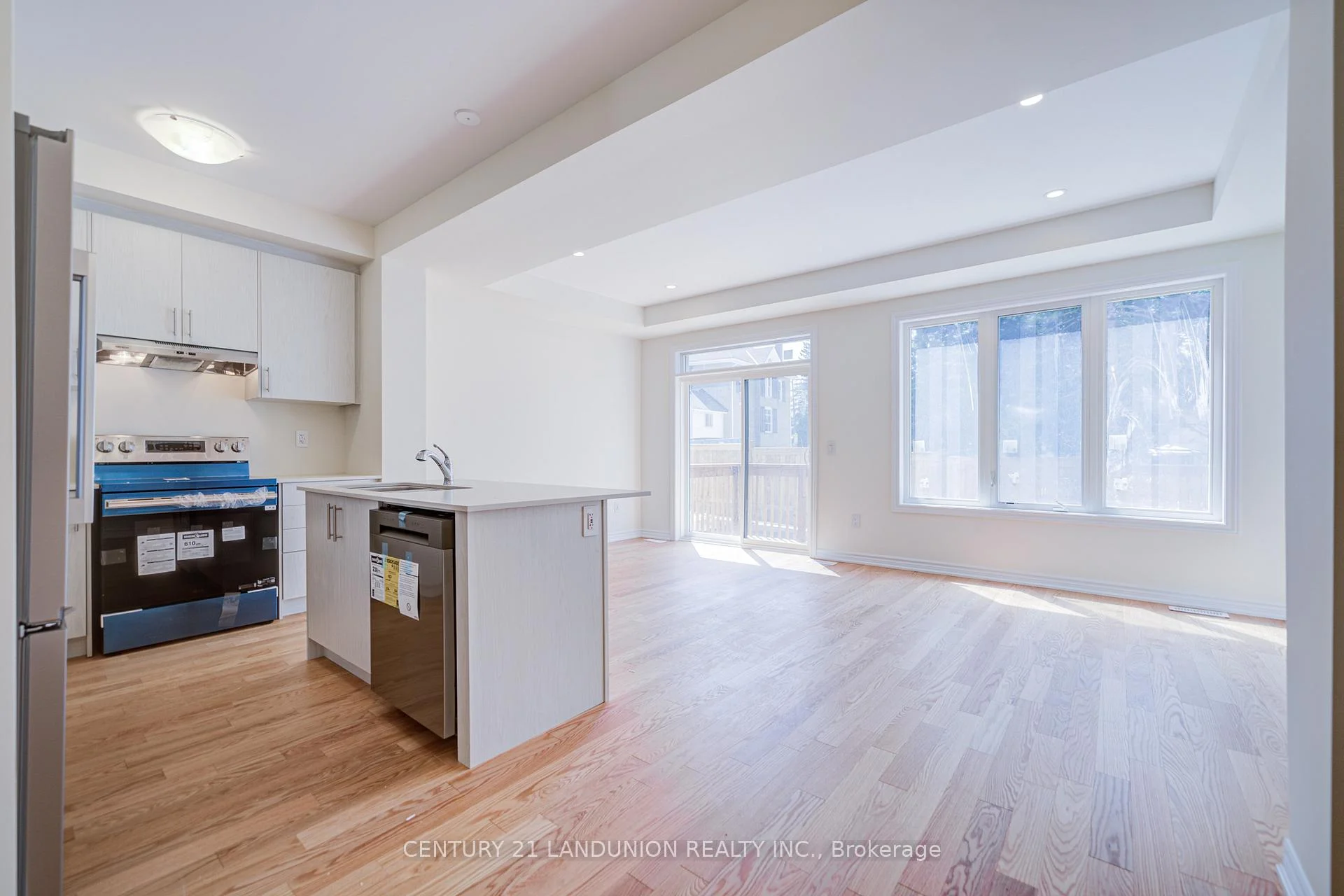Photo 64 of Unit Lot 24, 66 Main Street, King, Schomberg — HOMEH