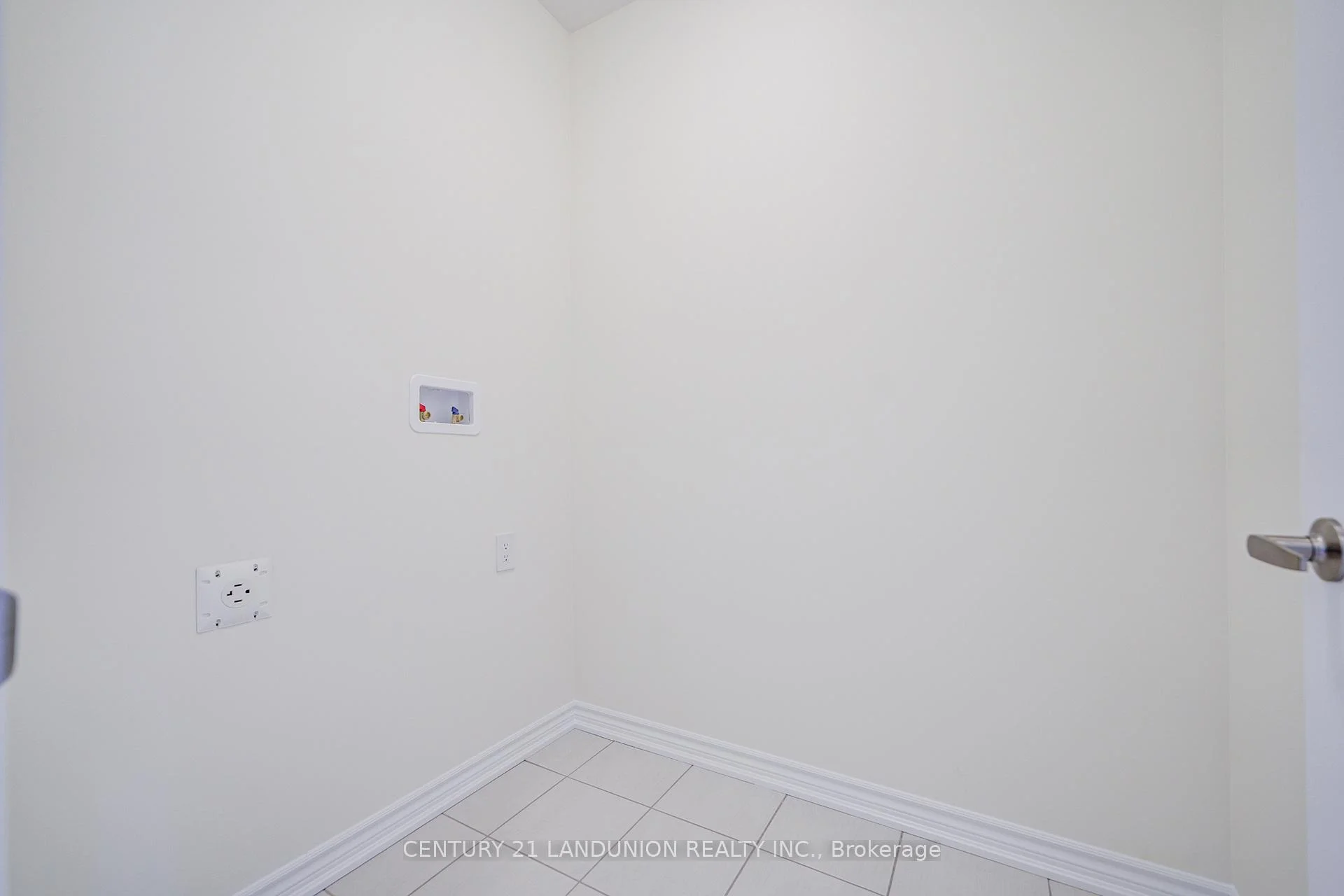 Photo 84 of Unit Lot 24, 66 Main Street, King, Schomberg — HOMEH
