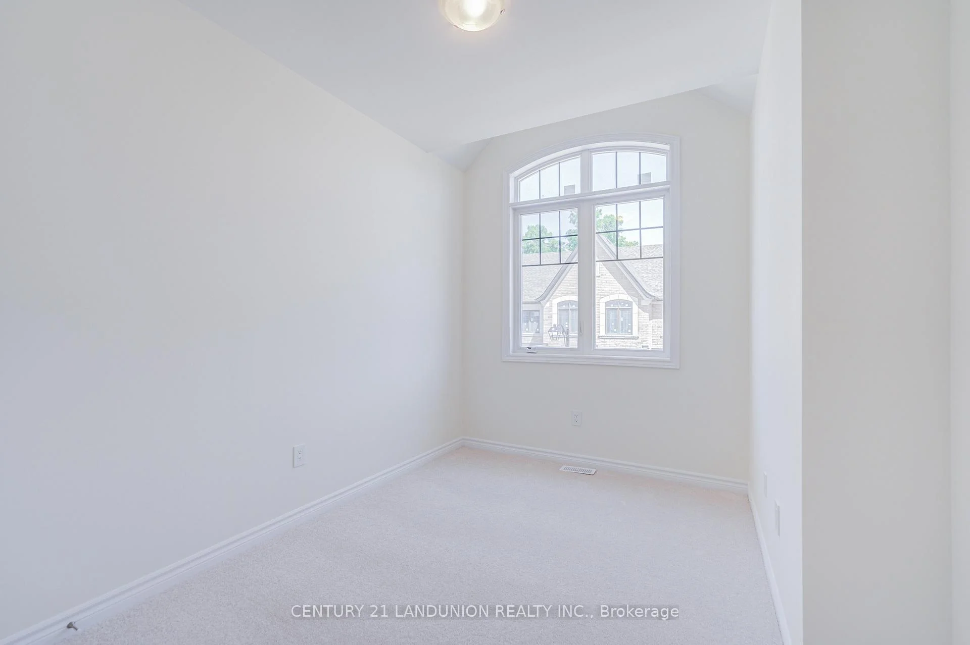 Photo 90 of Unit Lot 24, 66 Main Street, King, Schomberg — HOMEH