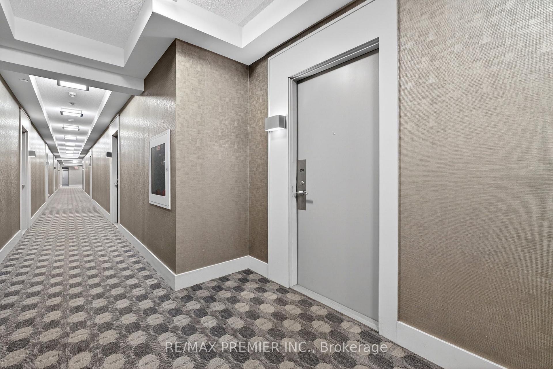 Photo 3 of Unit 608, 7167 Yonge Street, Markham, Thornhill — HOMEH