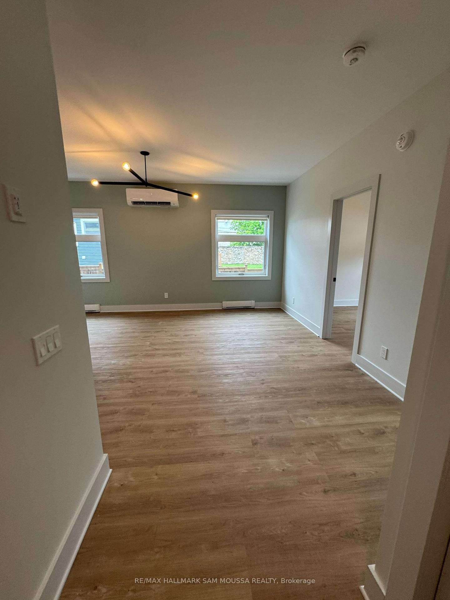 Photo 3 of Unit 104, 55 Drummond Street E, Perth, Perth — HOMEH