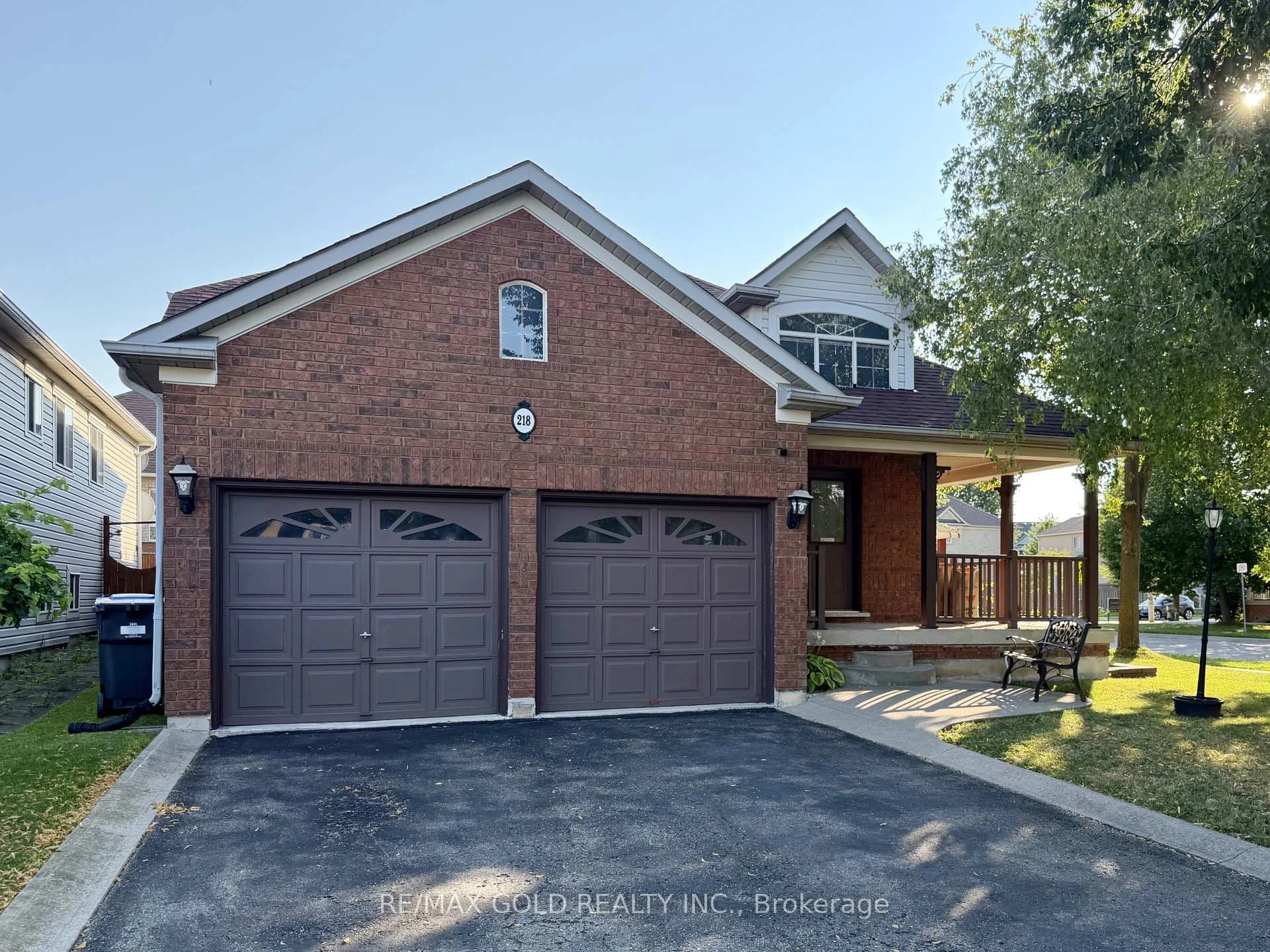 Photo 4 of 218 Van Scott Drive, Brampton, Northwest Sandalwood Parkway — HOMEH