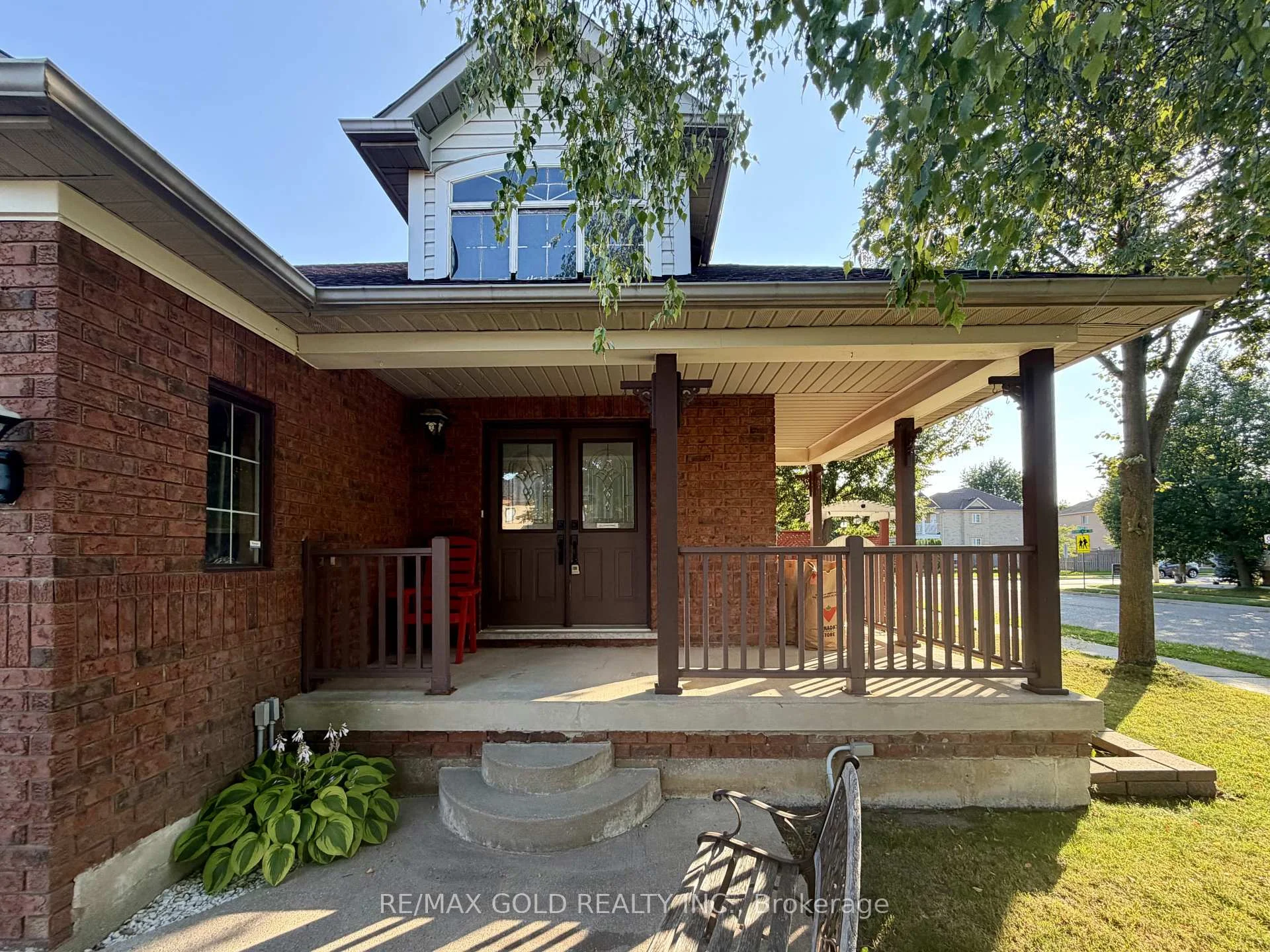 Photo 6 of 218 Van Scott Drive, Brampton, Northwest Sandalwood Parkway — HOMEH