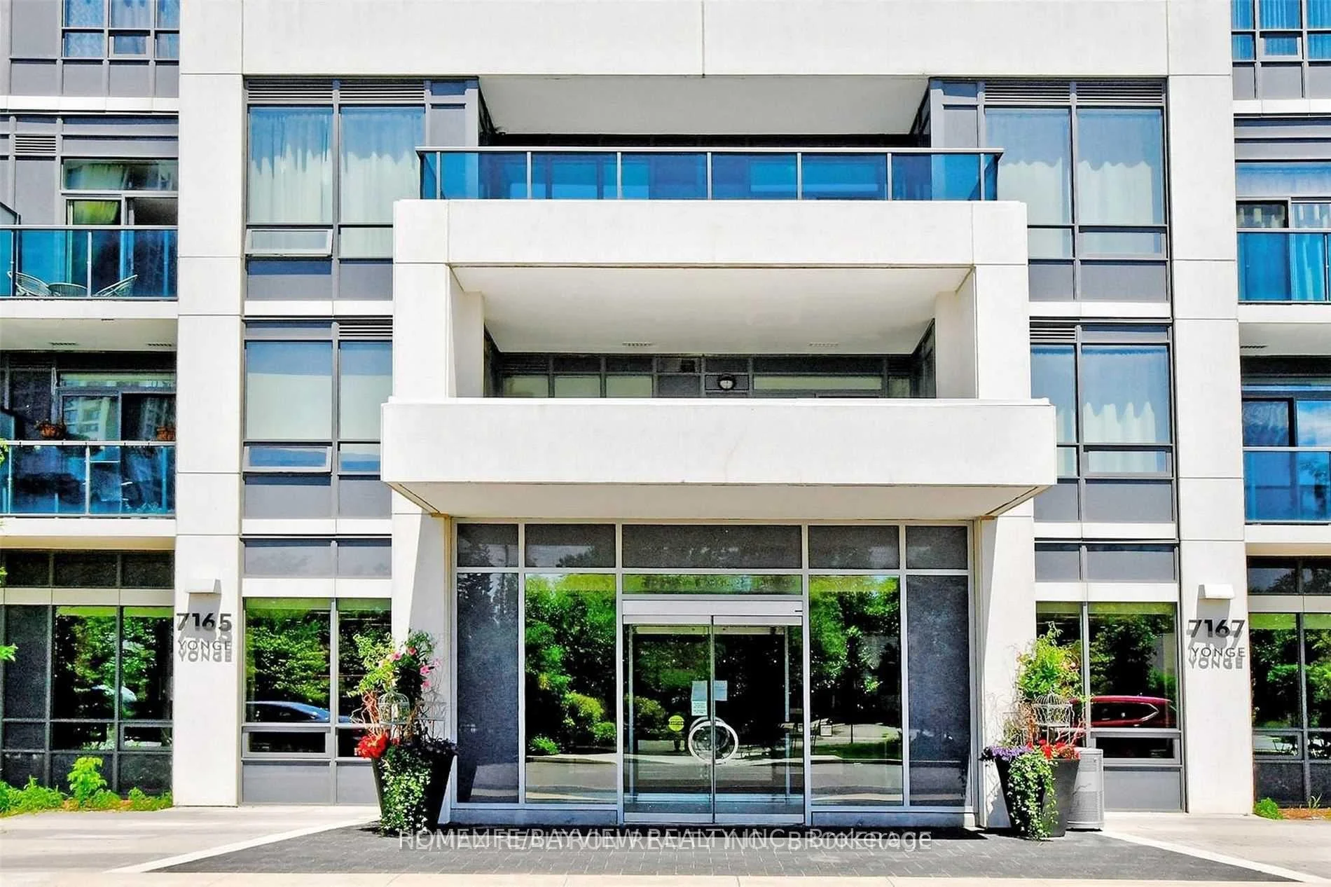 Photo 8 of Unit 1103, 7165 Yonge Street, Markham, Thornhill — HOMEH