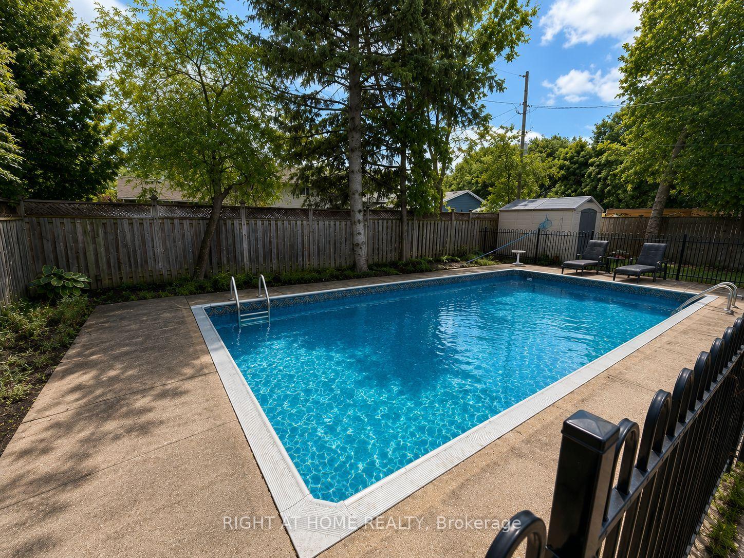 Photo 22 of 4440 Cosburn Crescent, Burlington, Shoreacres — HOMEH