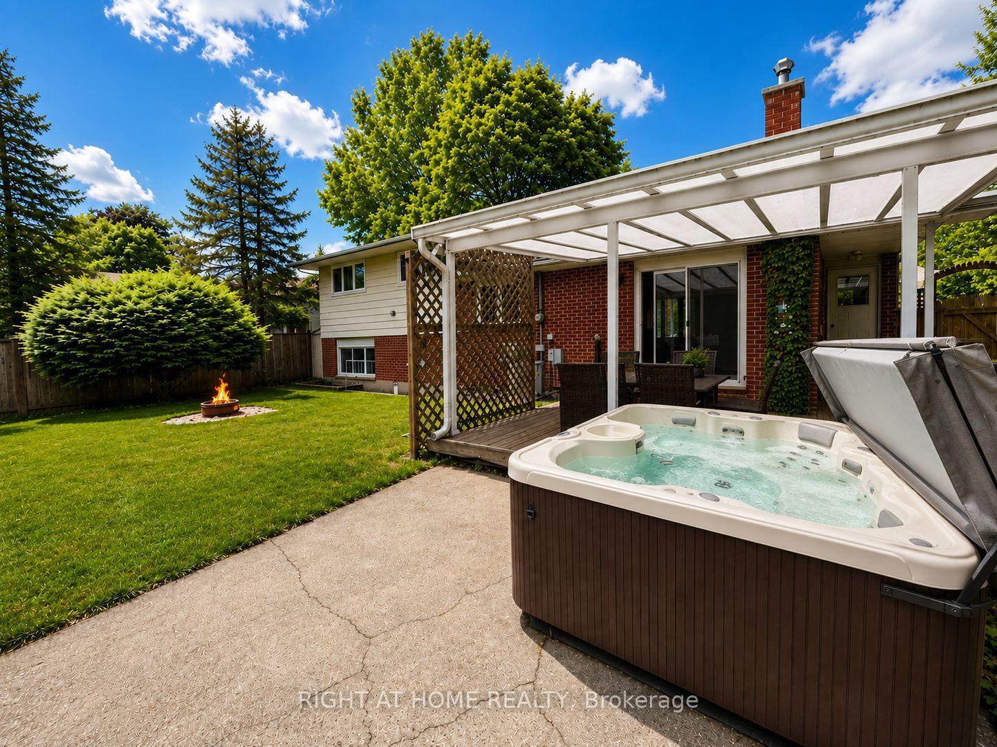 Photo 25 of 4440 Cosburn Crescent, Burlington, Shoreacres — HOMEH