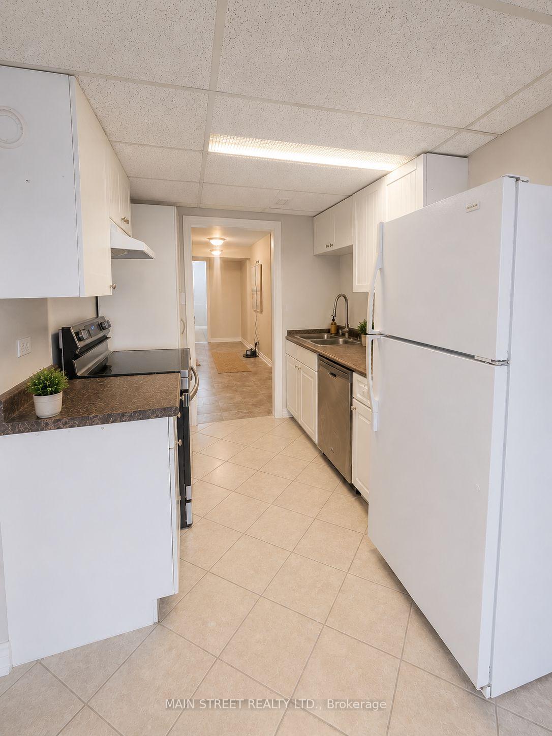 Photo 42 of 38 Sundew Drive, Barrie, Holly — HOMEH