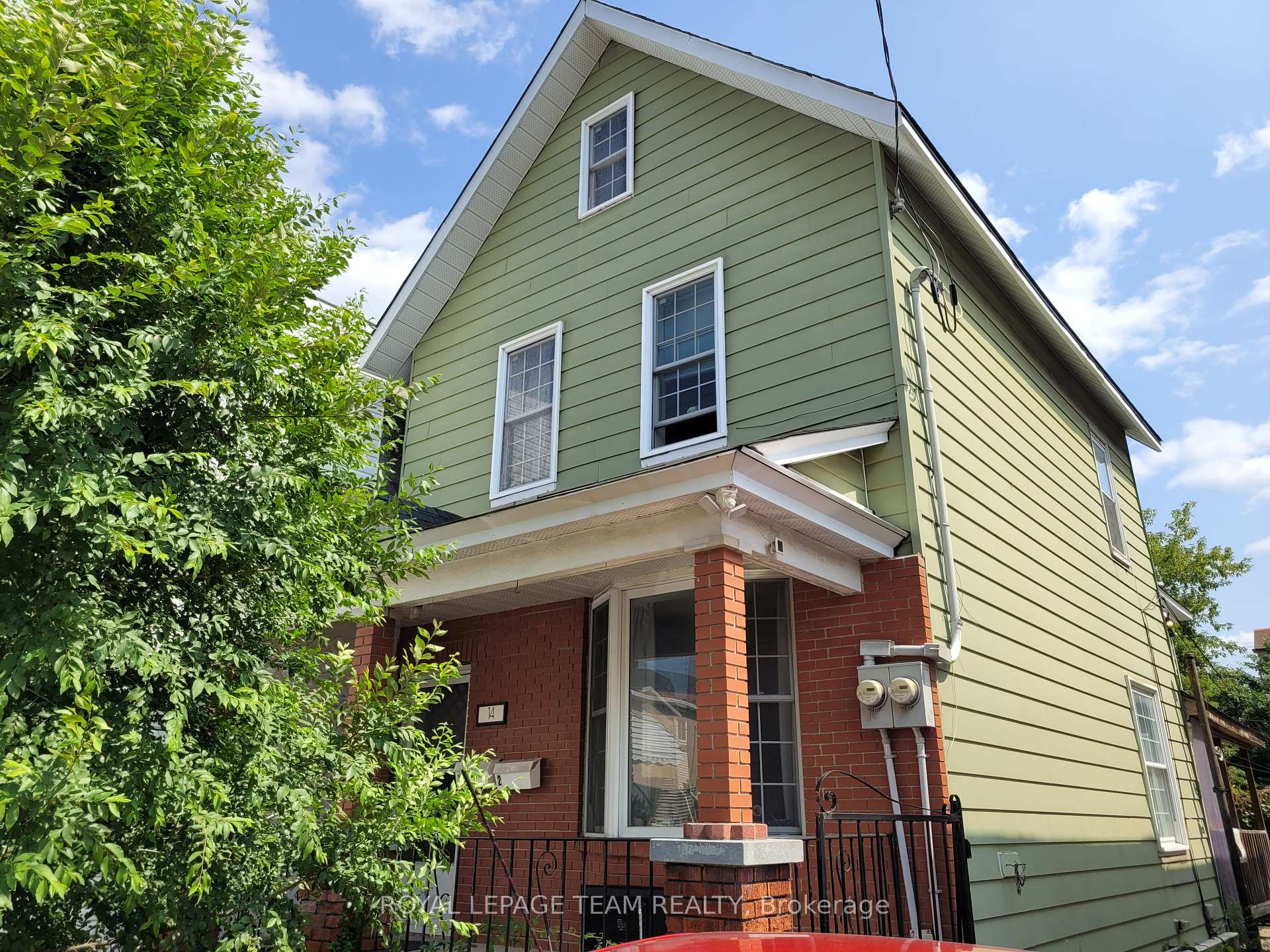 Photo 3 of Unit 1, 14 Poplar Street, Ottawa, West Centre Town — HOMEH