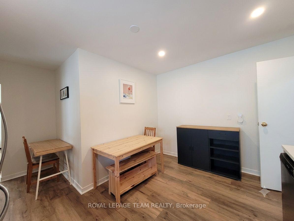 Photo 15 of Unit 1, 14 Poplar Street, Ottawa, West Centre Town — HOMEH