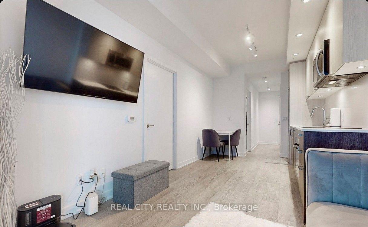 Photo 13 of Unit 2715, 1926 Lakeshore Boulevard W, Etobicoke, Mimico — HOMEH