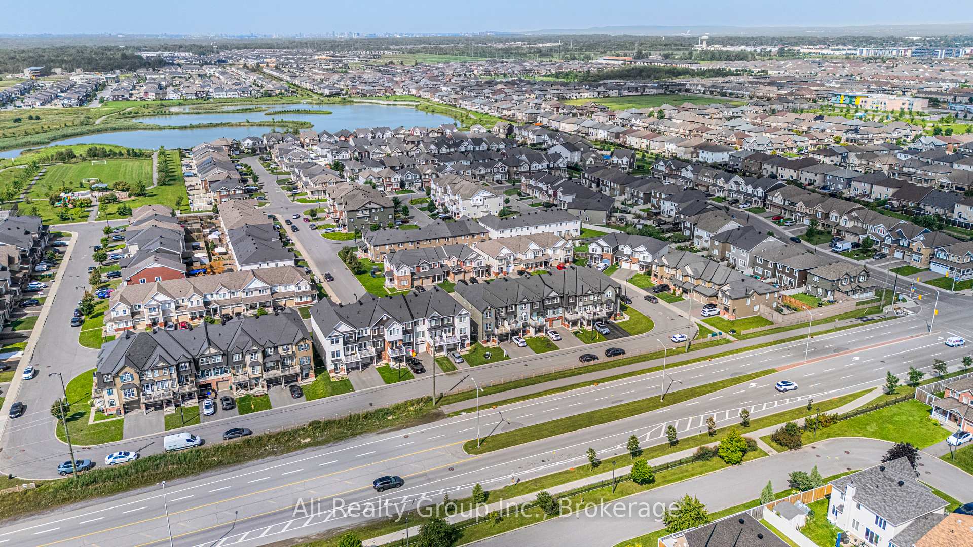 Photo 27 of 359 Sweetfern Crescent, Ottawa, Avalon West — HOMEH