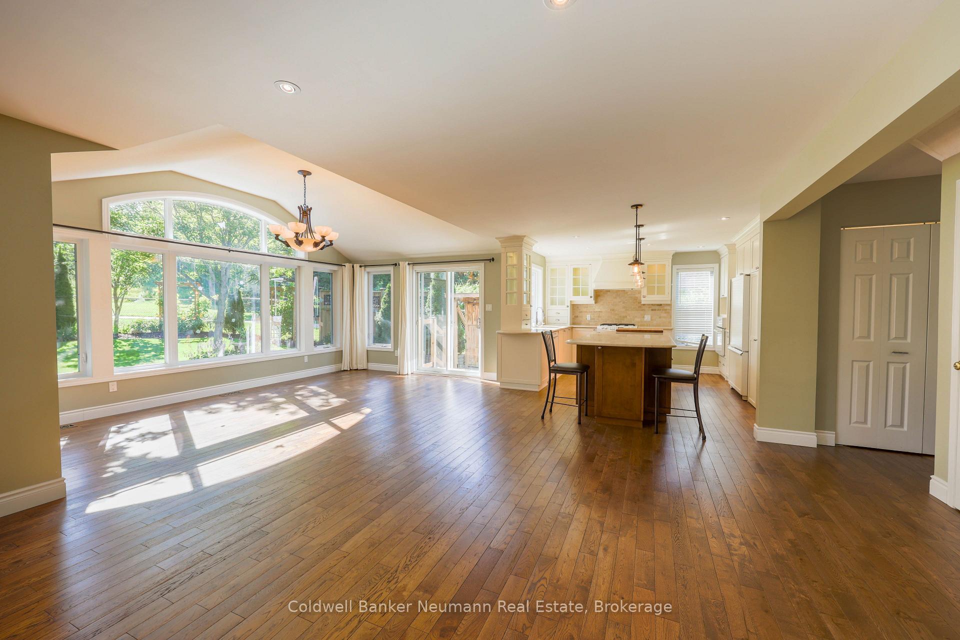 Photo 6 of Unit Upper, 44 Tanager Drive, Guelph, Kortright Hills — HOMEH
