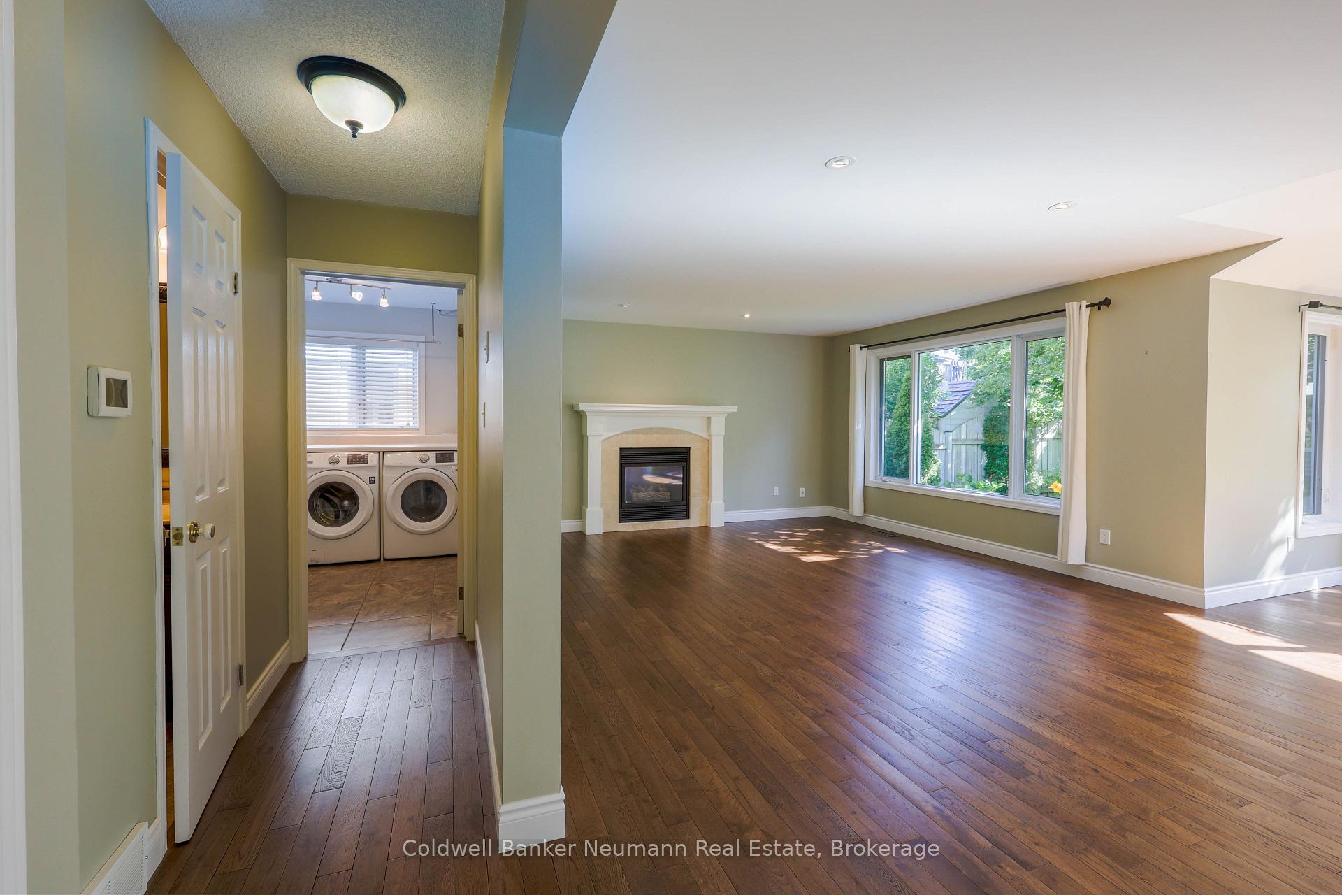 Photo 13 of Unit Upper, 44 Tanager Drive, Guelph, Kortright Hills — HOMEH