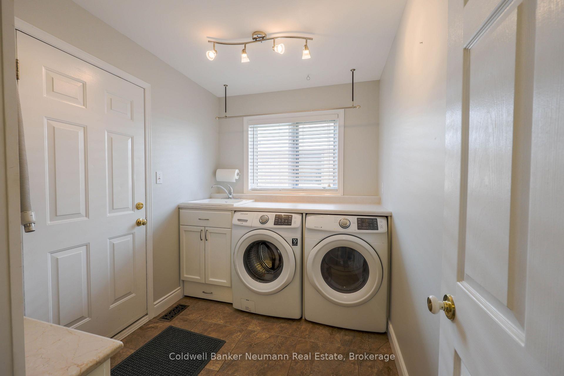 Photo 14 of Unit Upper, 44 Tanager Drive, Guelph, Kortright Hills — HOMEH