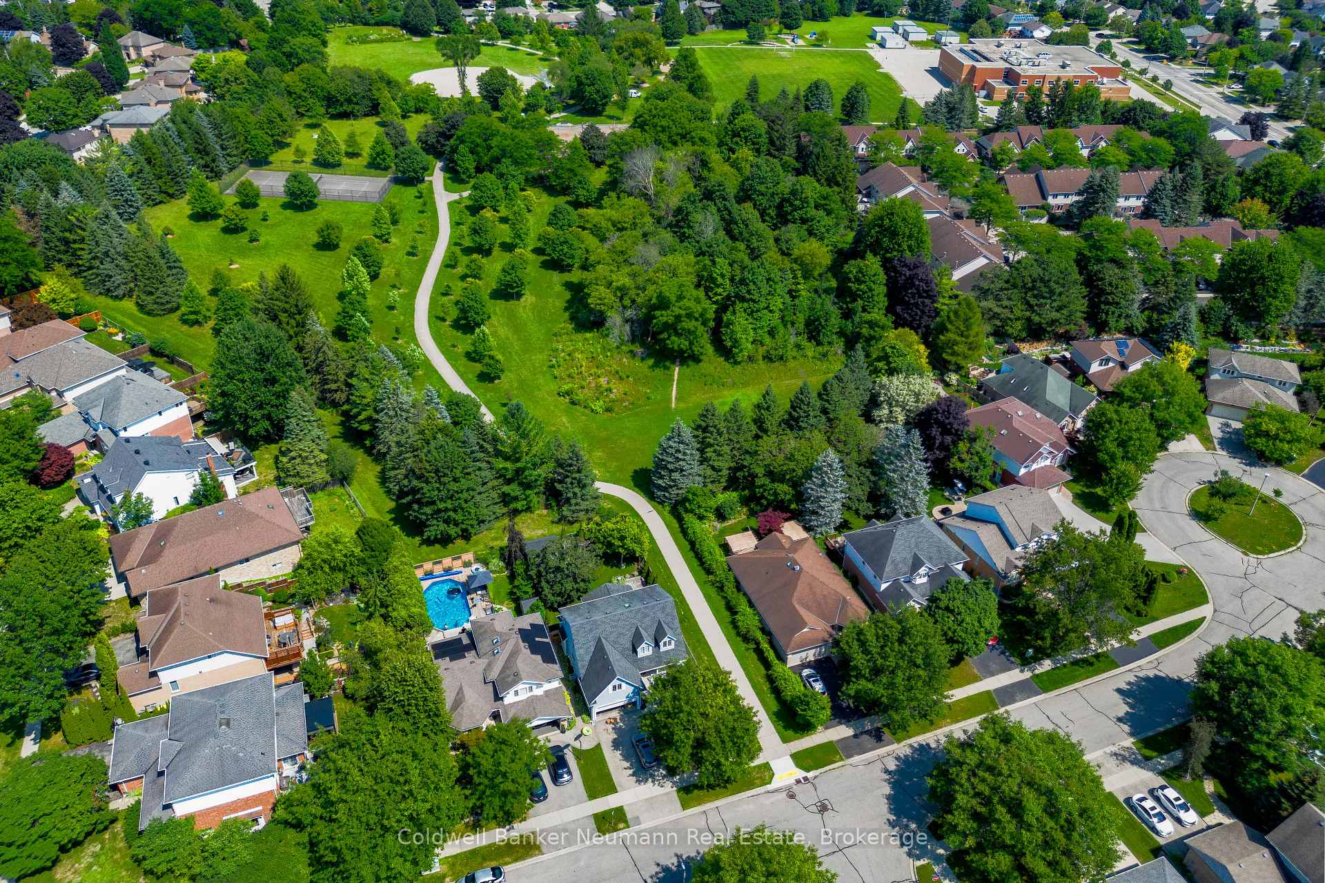 Photo 28 of Unit Upper, 44 Tanager Drive, Guelph, Kortright Hills — HOMEH