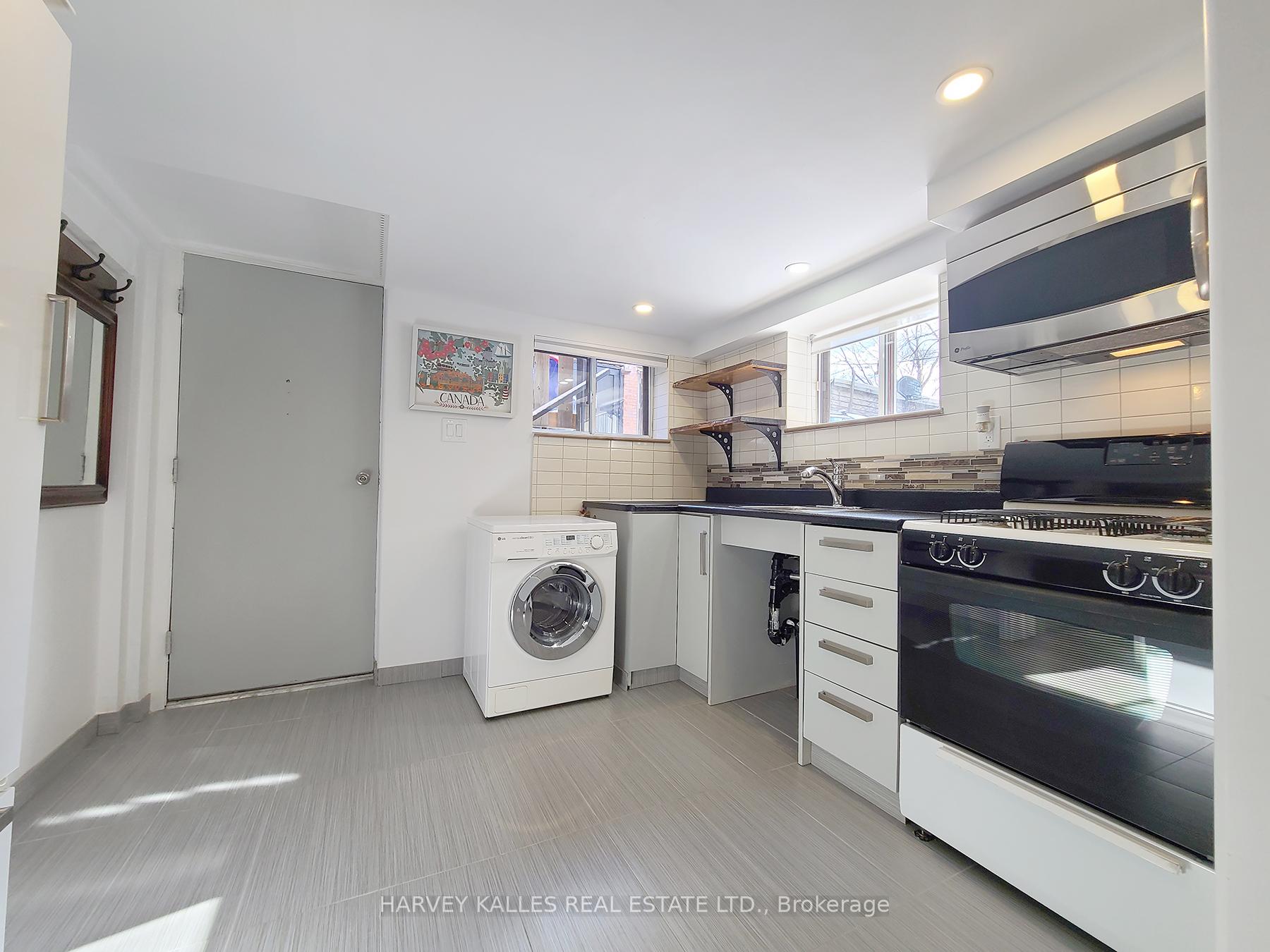 Photo 5 of Unit 5, 27 Hiawatha Road, Toronto, Greenwood-Coxwell — HOMEH