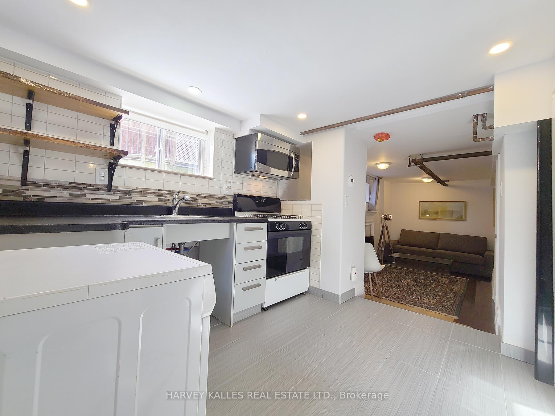 Photo 6 of Unit 5, 27 Hiawatha Road, Toronto, Greenwood-Coxwell — HOMEH